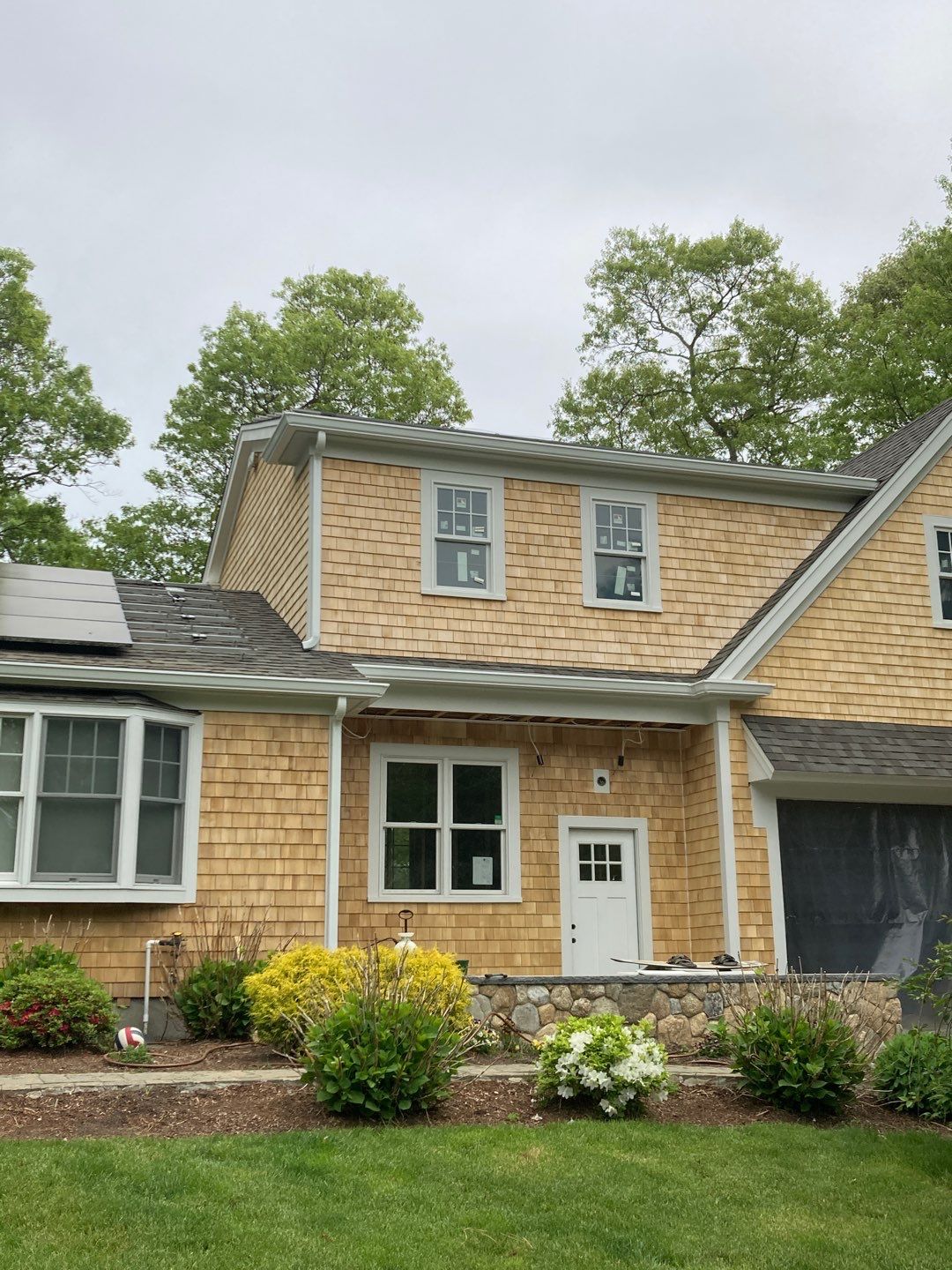 Gutter Installation using 6" K-Style Aluminum Gutter by Gutter Pro Enterprises