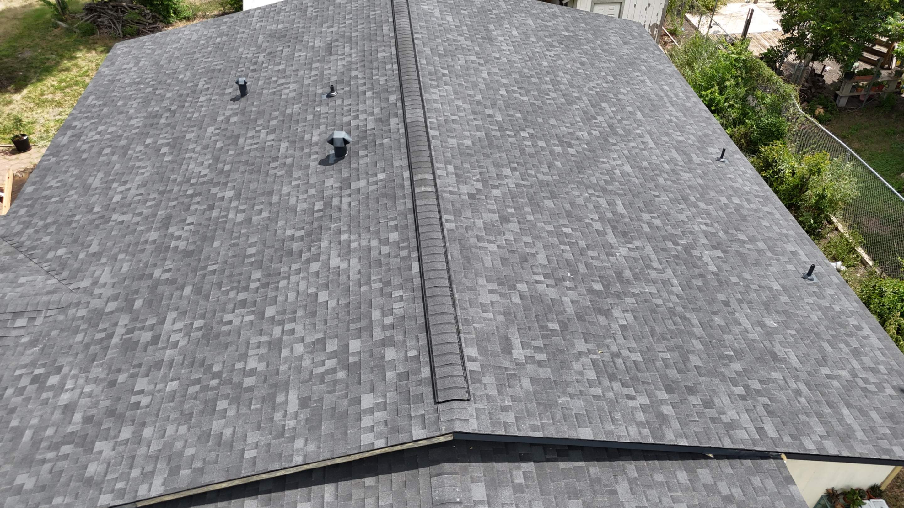 Onyx Black - Owens Corning TruDefinition Duration Oakridge by RoofsOnly.com