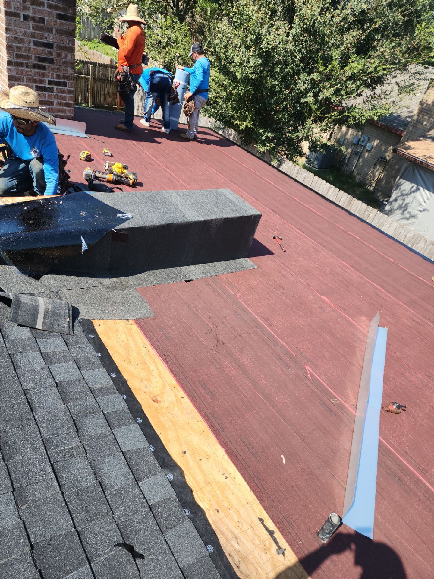 Residential Roofing Installation using Owen's Corning Duration (Lifetime) Shingles by Roof Repair Company