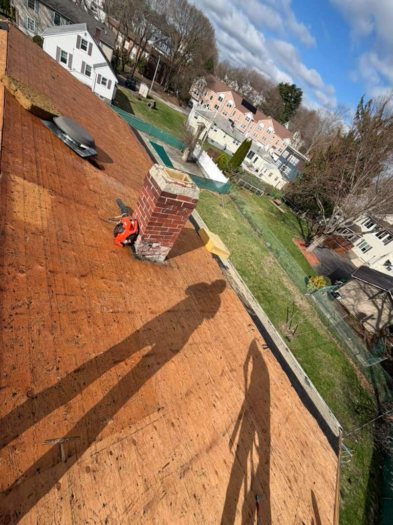 Full Roof Replacement in Worcester, MA – Owens Corning Duration, Onyx Black by JOHNNYS PRO