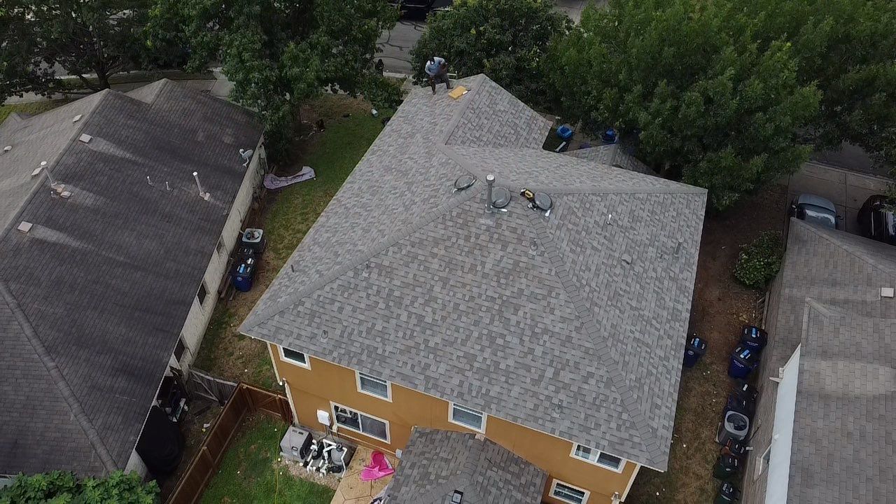 Driftwood - Owens Corning TruDefinition Duration by RoofsOnly.com