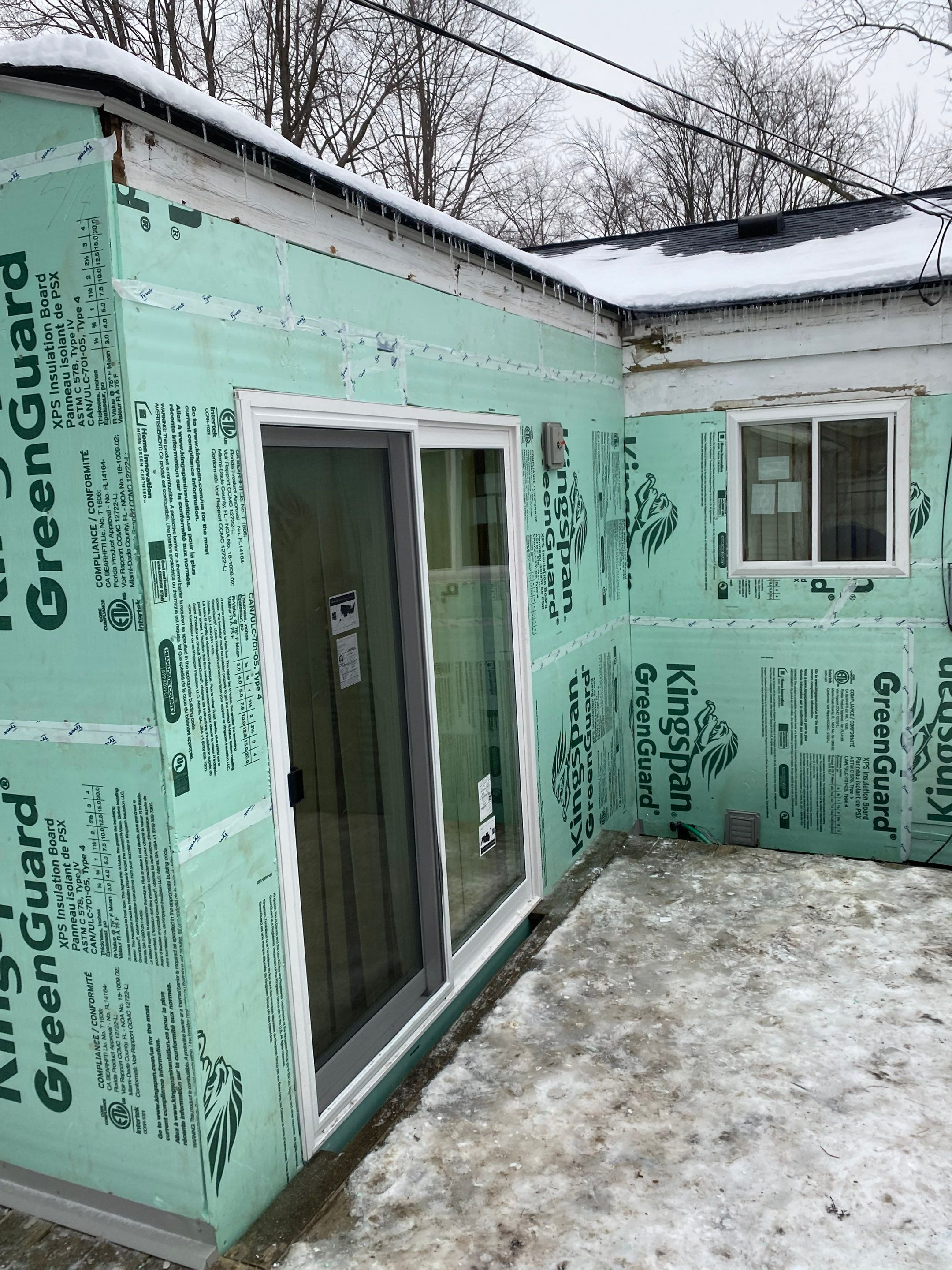 Siding Replacement using CertainTeed Restoration Classis D4 by 180 Contractors