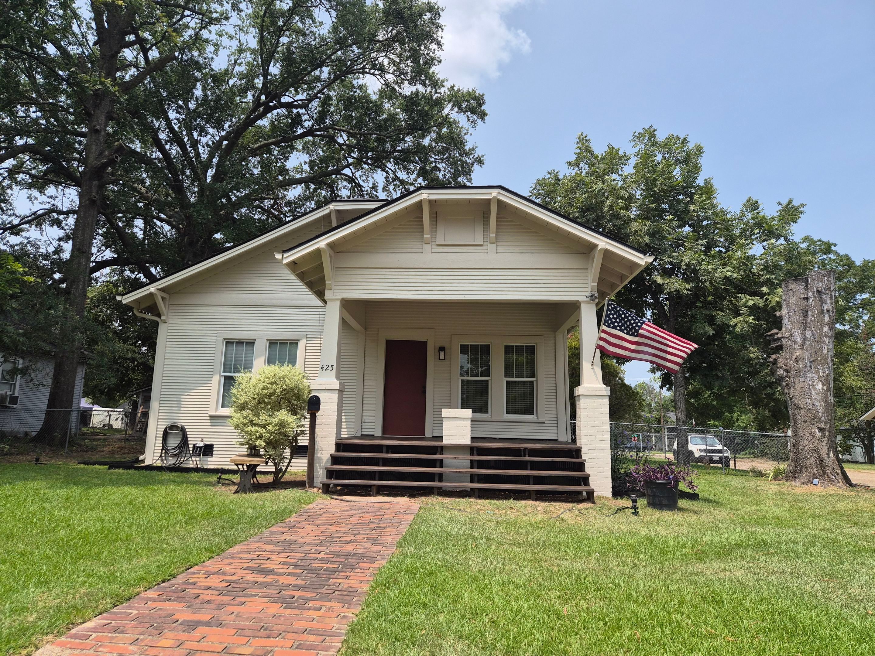 Old Mineola Home Gets New Facelift with Paint by Quality Coats Painting