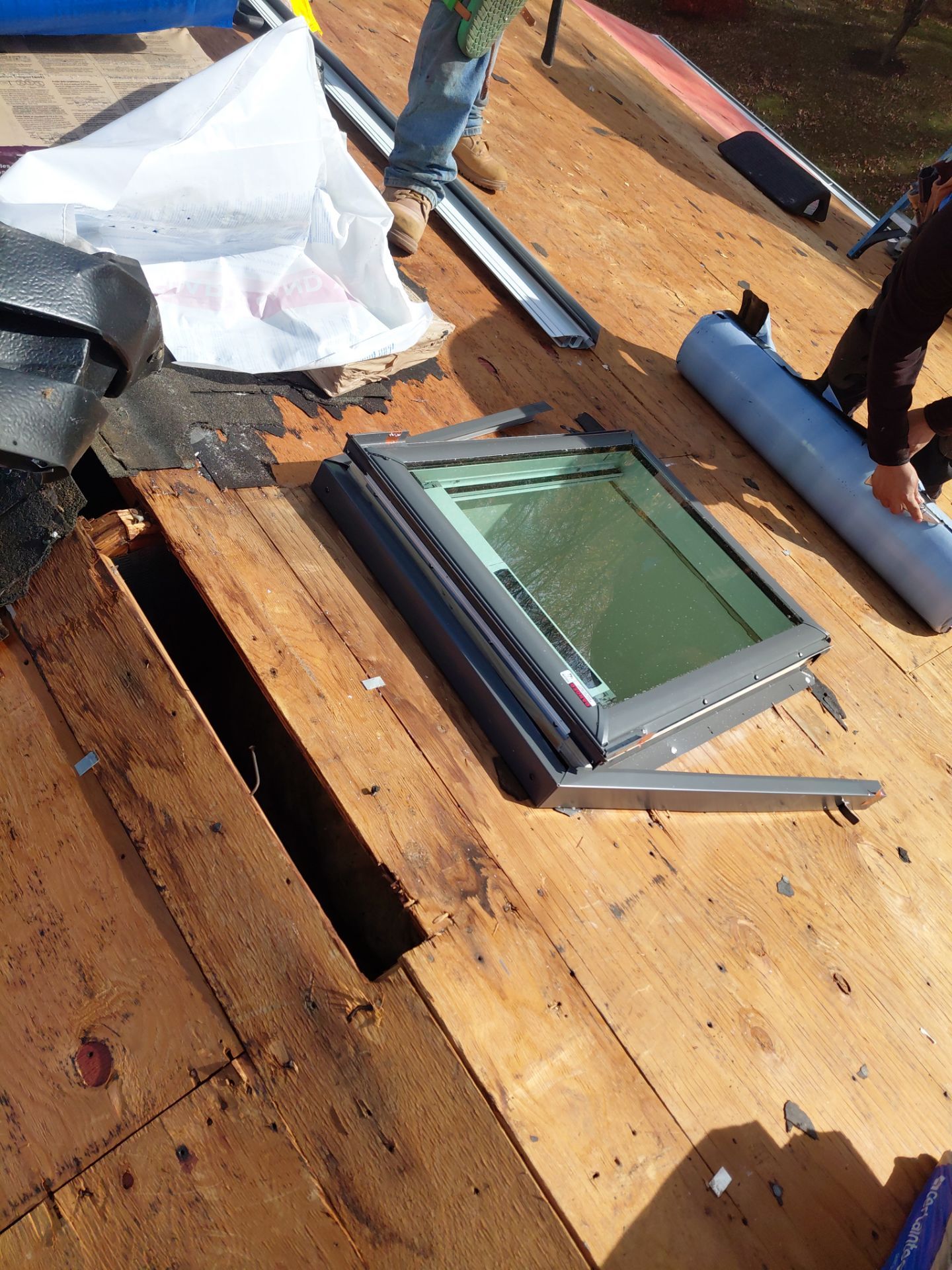 Alexandria : Residential Roof Replacement with CertainTeed Landmark Pro in Max Def Weathered Wood by RM Banning, Inc.