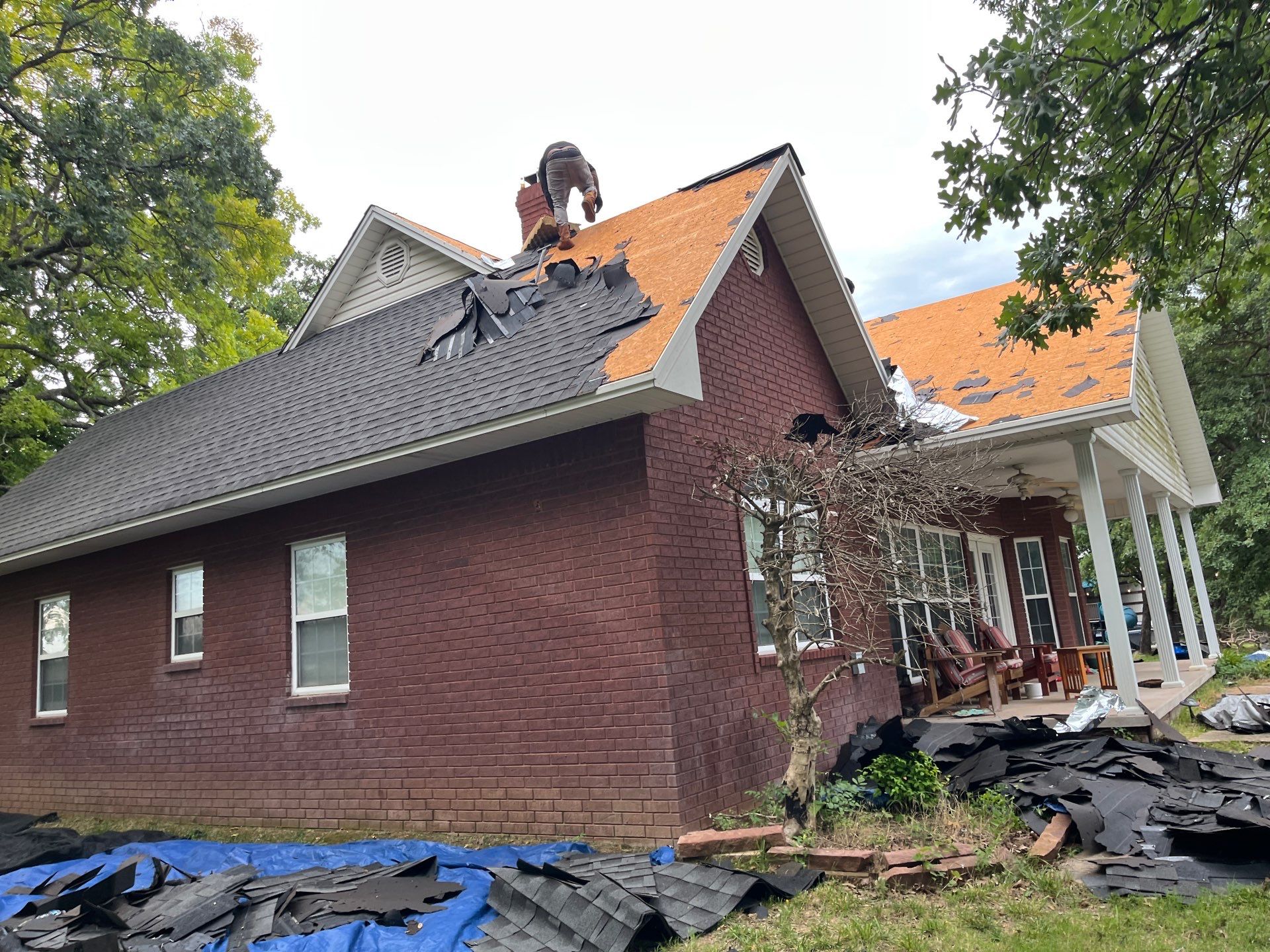 GAF Timberline Roof Replacement in Wynnewood, Oklahoma by BANA Roofing and Solar Supply