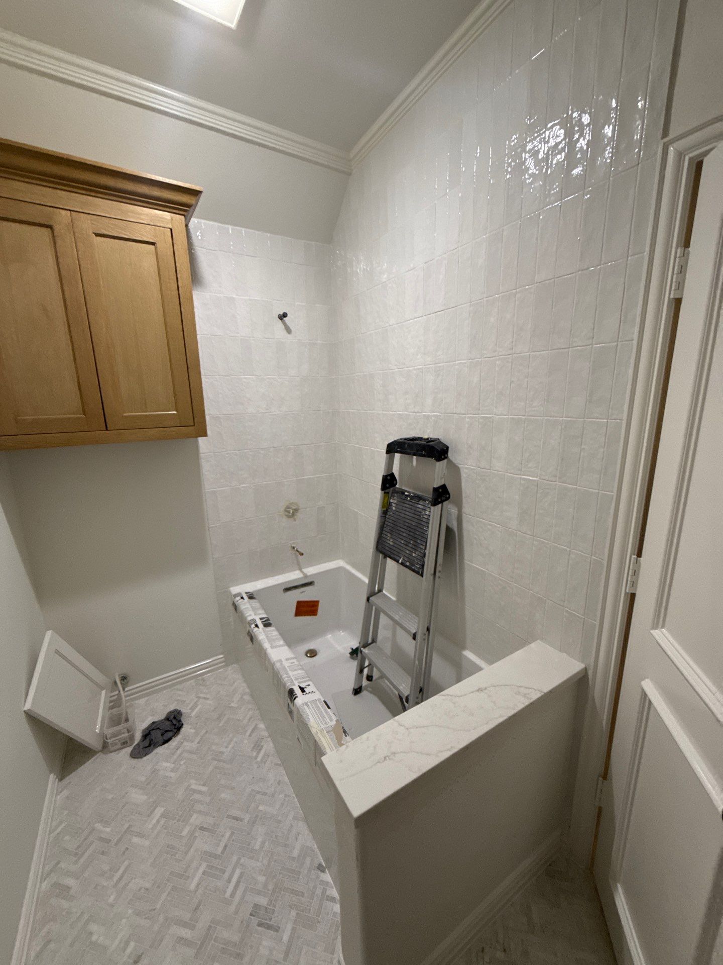 Frameless Shower and Glass Walls  by Richardson Glass & Mirror