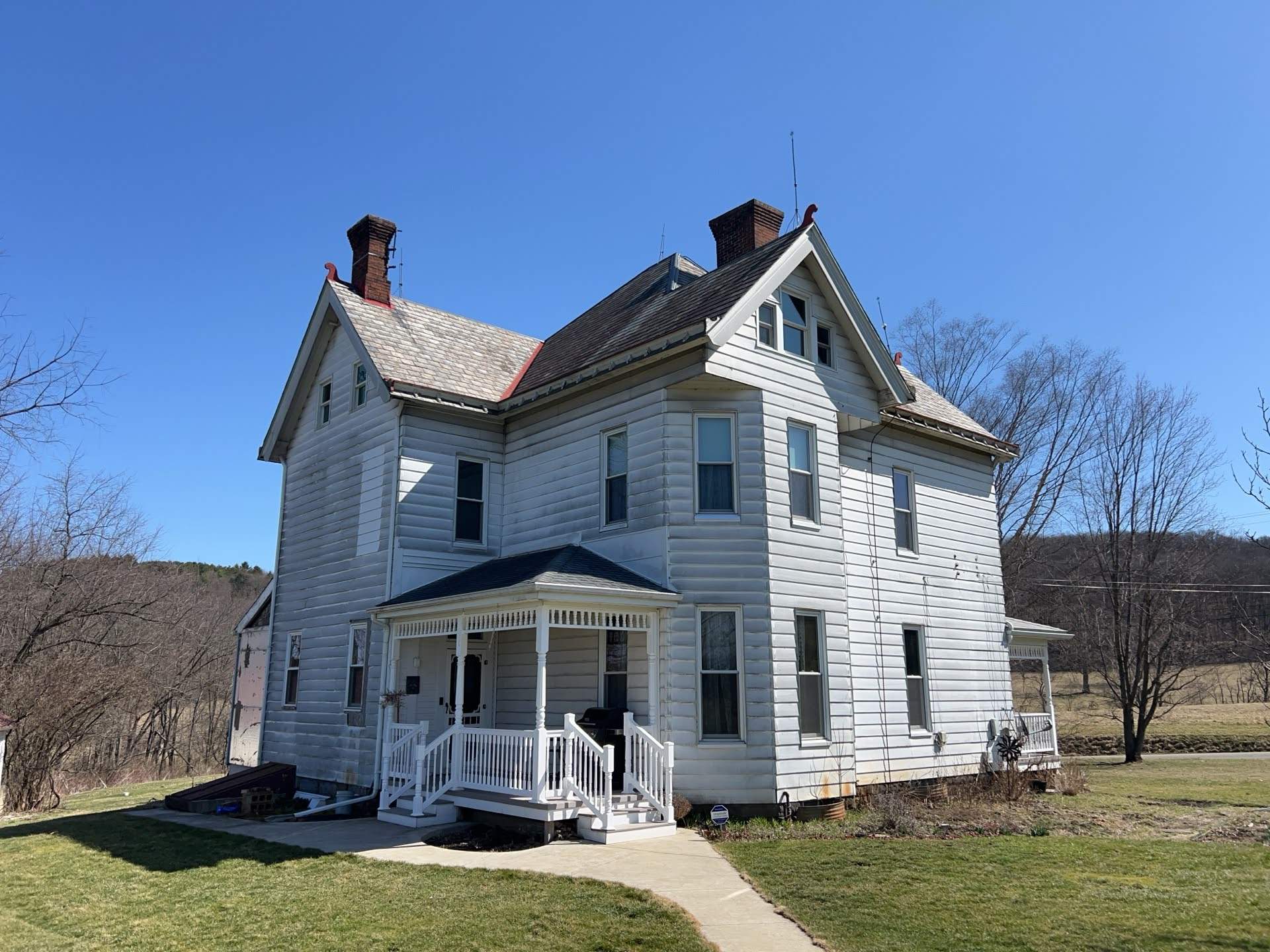 James Hardie Siding Renovation for Evans City Victorian Farmhouse by Ideal Siding Pittsburgh
