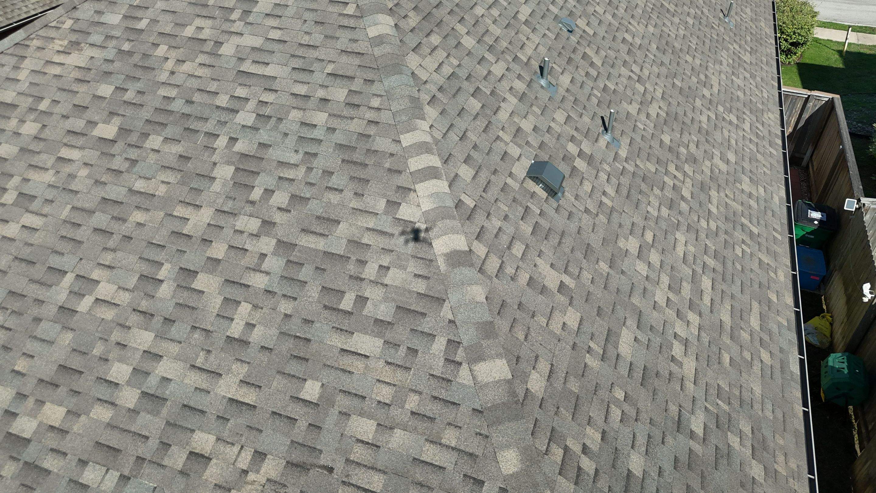 Weathered Wood - Malarkey Vista by RoofsOnly.com