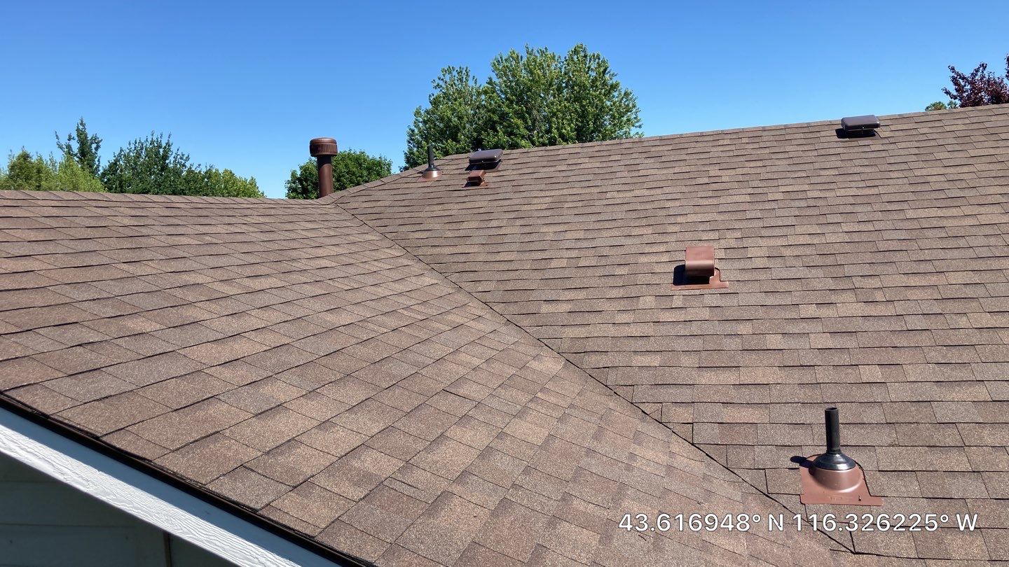 Boise Idaho Single Level Residential Roofing Installation using Owens Corning by ID Roofing LLC