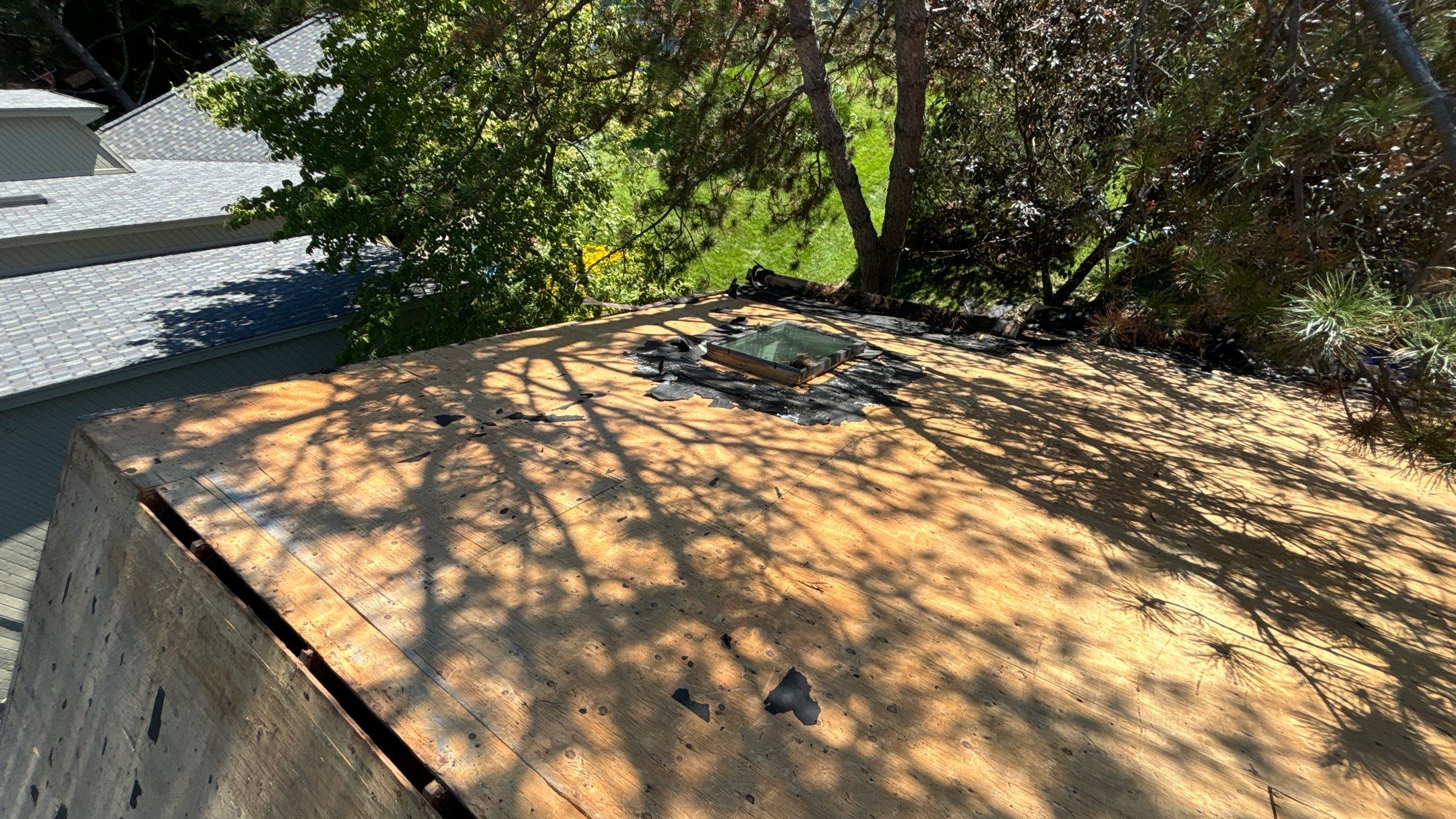 Roof Replacement using CertainTeed Landmark Weathered Wood by 180 Contractors