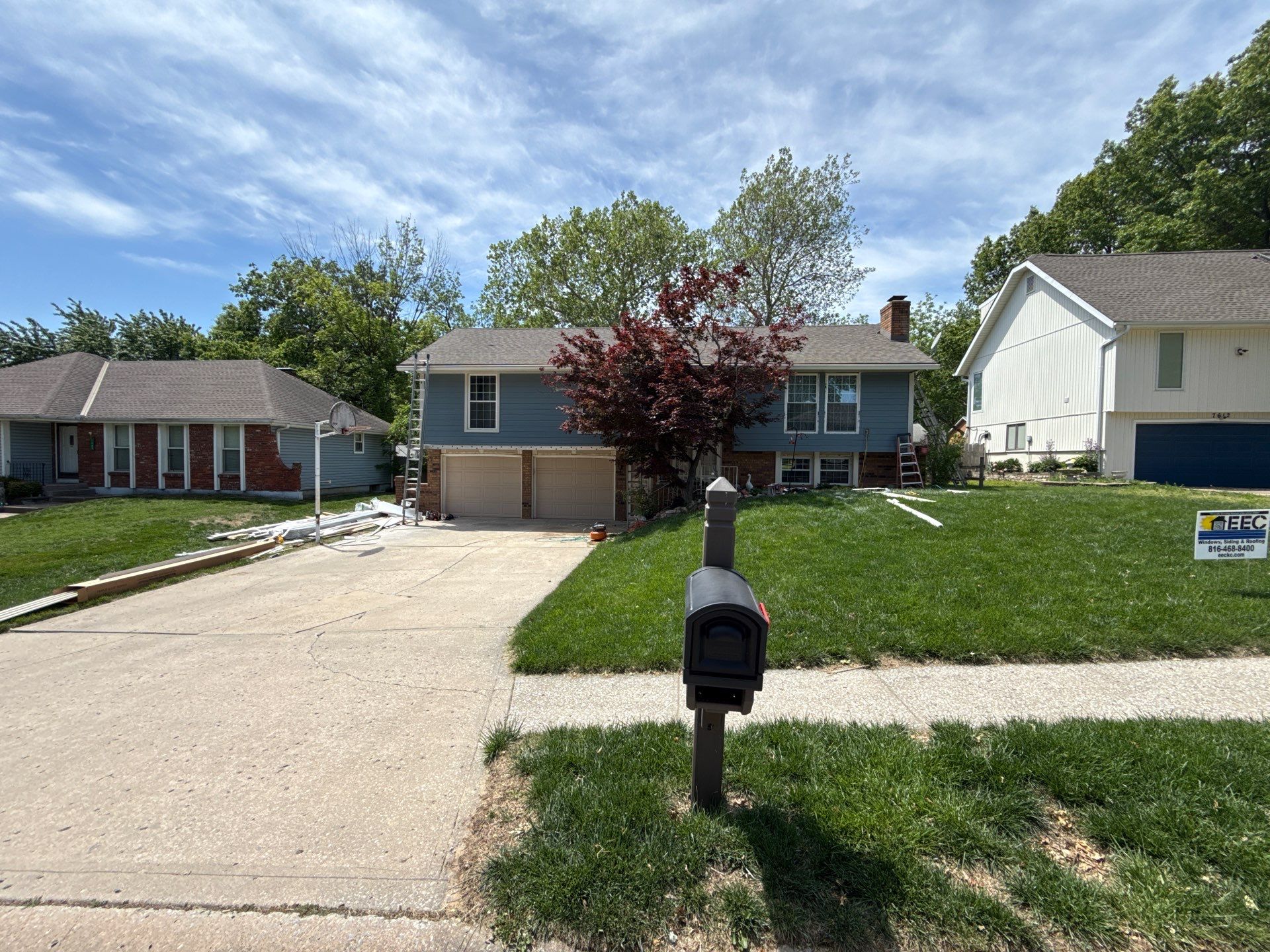 James Hardie in Kansas City Mo  by EEC  Windows, Siding & Roofing 