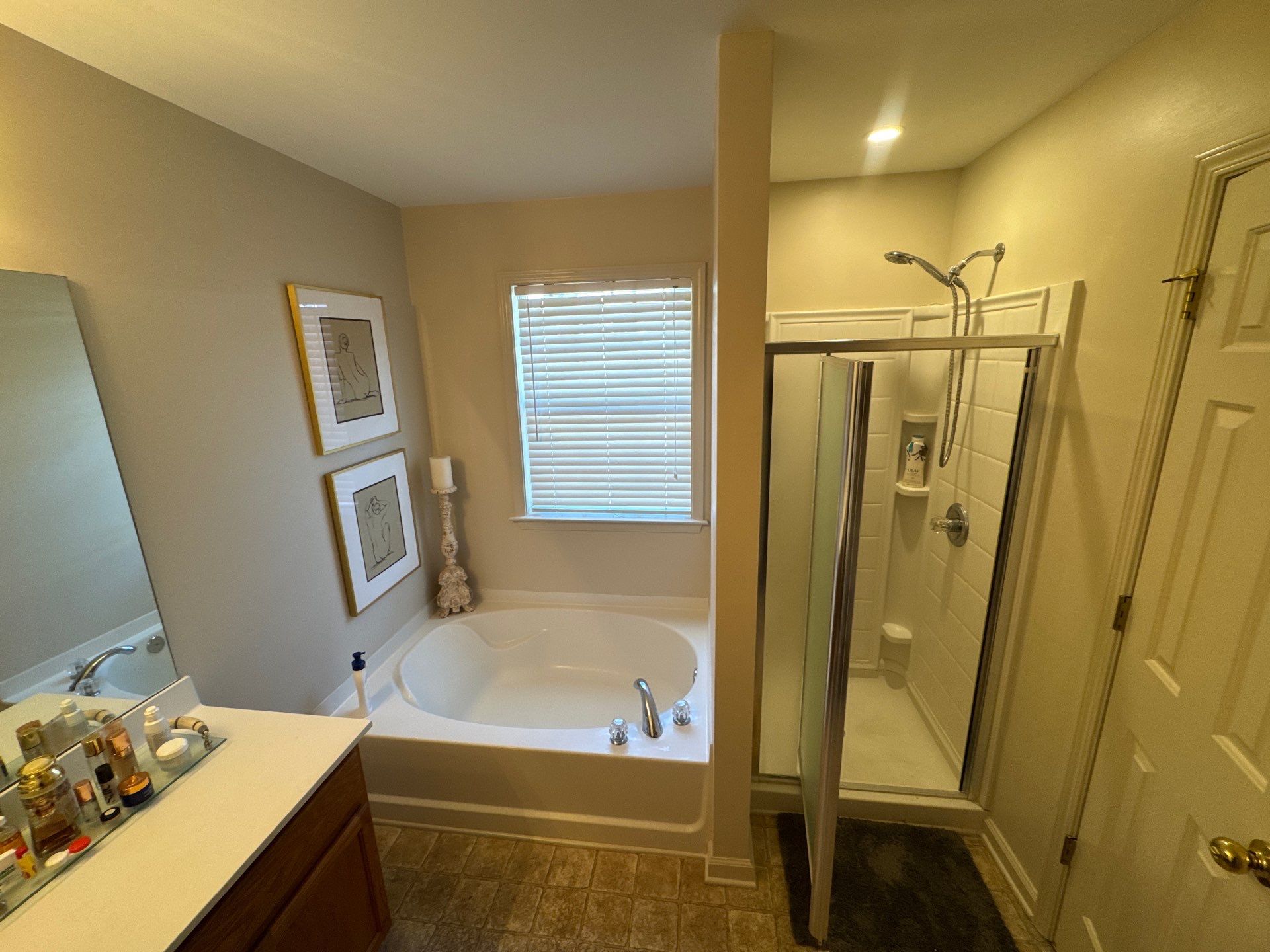 Master bathroom renovation by Prudencio