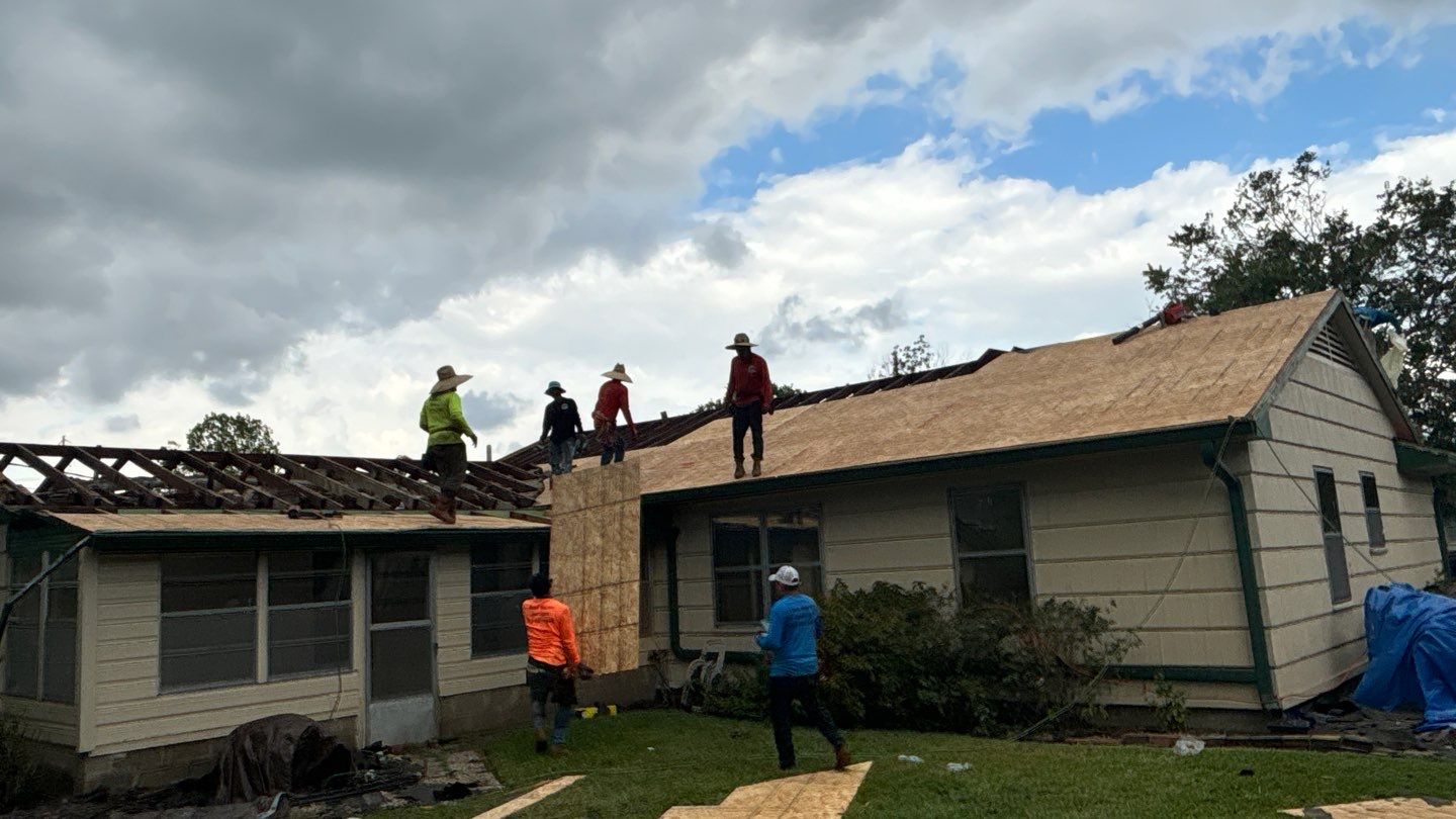 Residential Roofing Installation using Owen's Corning Duration (Lifetime) Shingles by Roof Repair Company