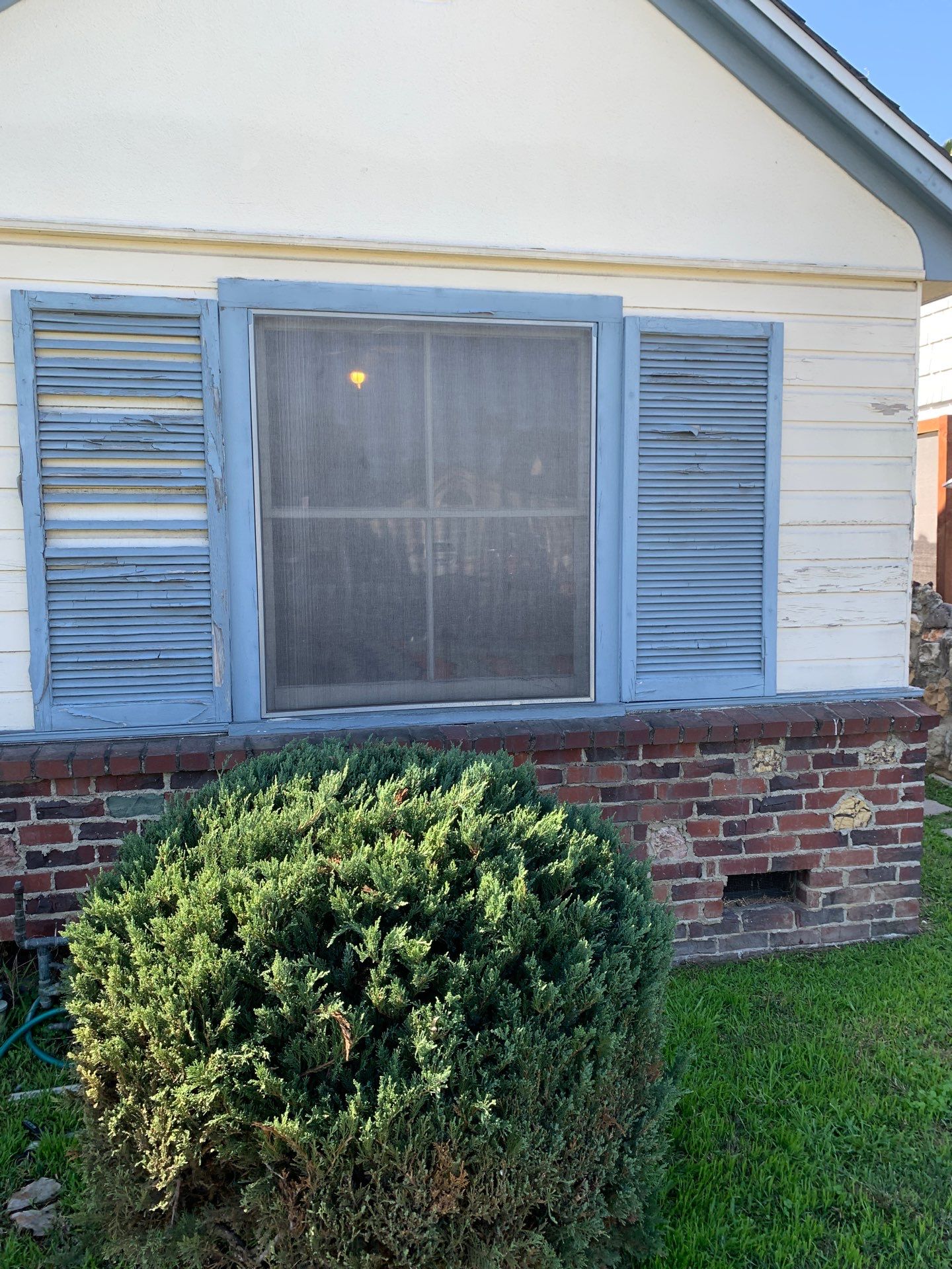 Window Installation using Vinyl Windows by American Window Company