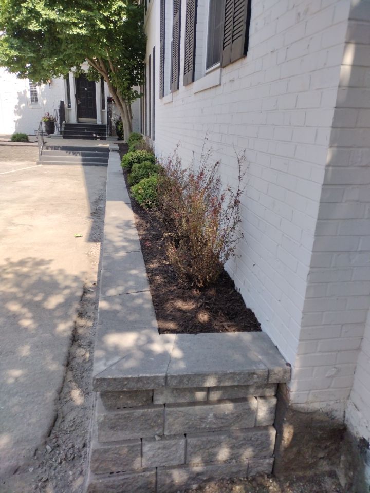 Replacement of existing retaining wall.  by New Horizon Landscapes