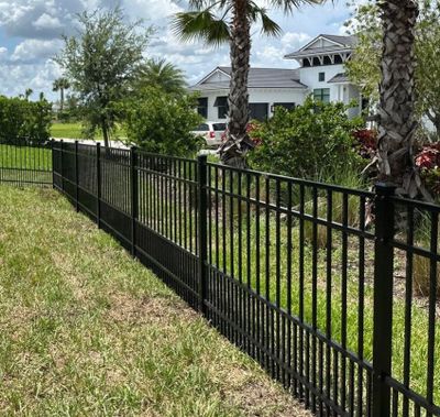Aluminum Fence Installation using 3 Rail Aluminum Fence