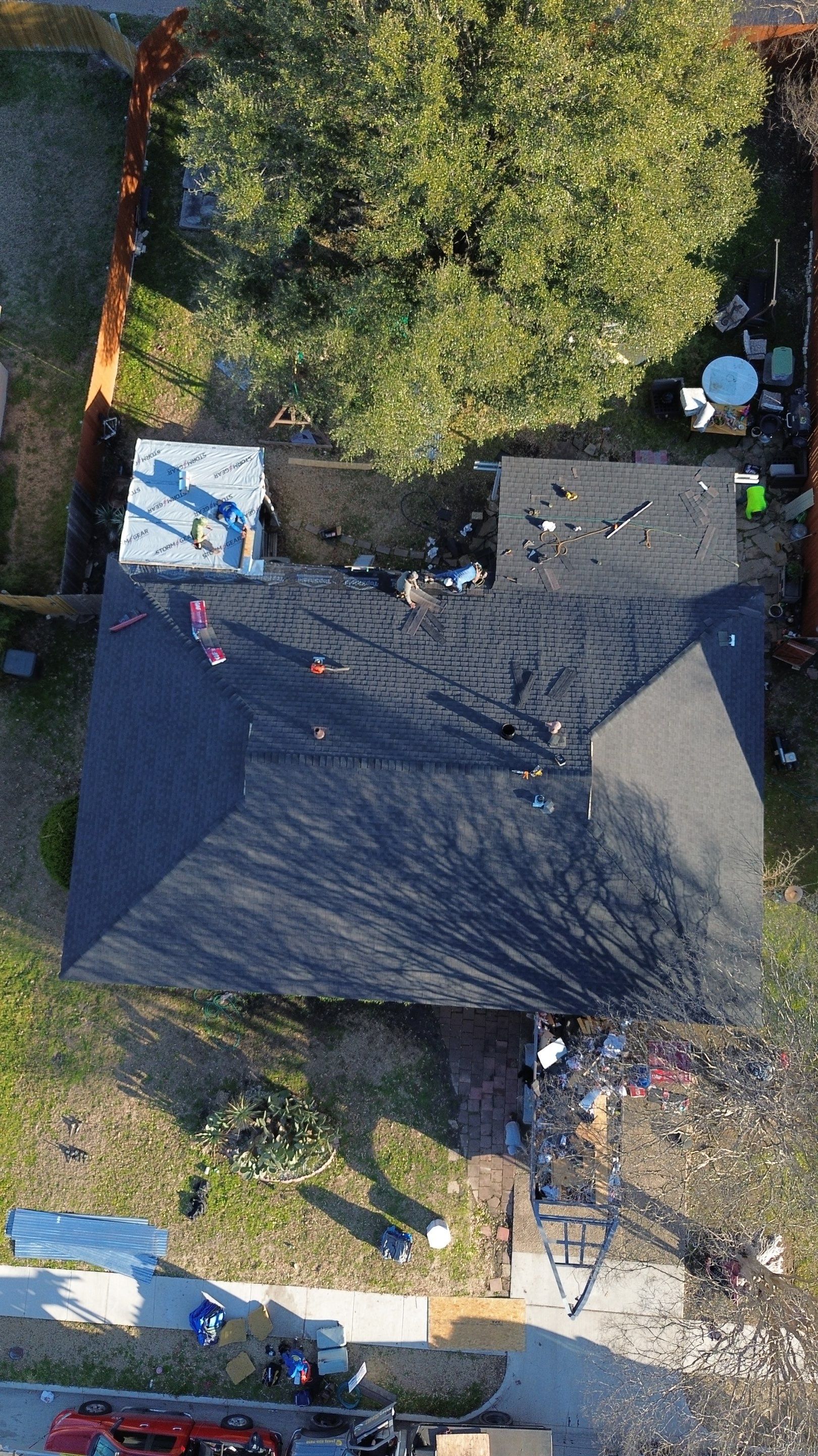 GAF Natural Shadow - Charcoal  by Top Sun Roofing