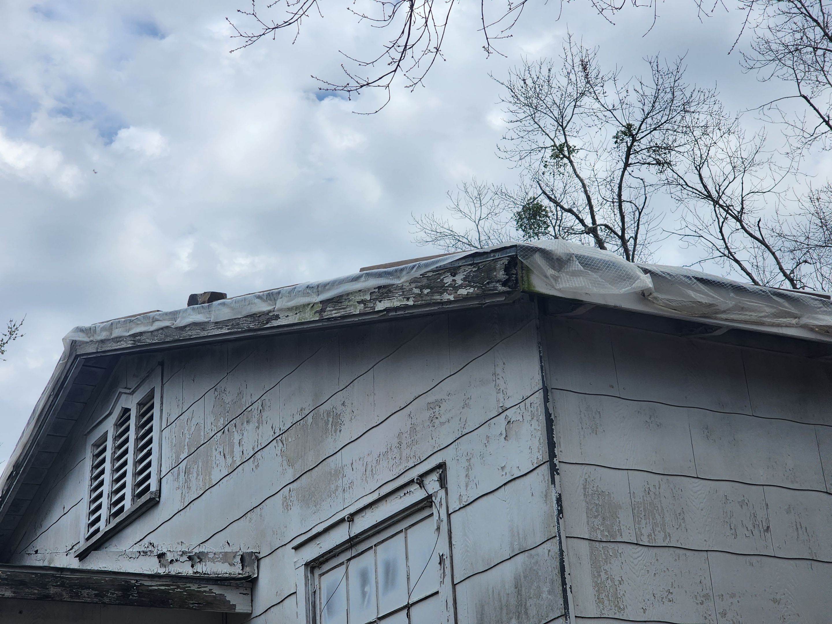 Residential Roofing Installation using 29 Gauge Galvalume Metal by Hostetler Roofing