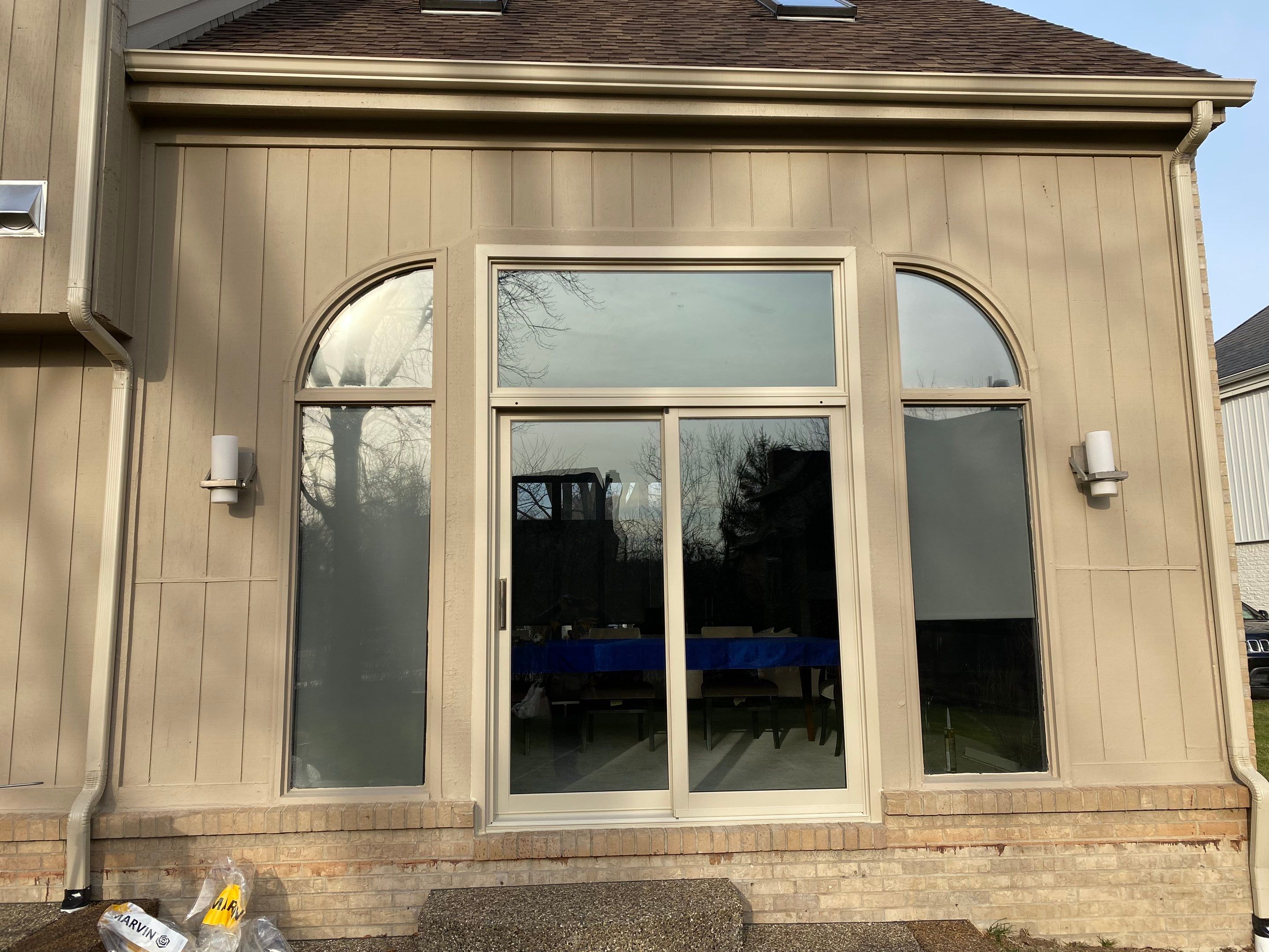 Window Installation using Replace windows  by Smart Roof
