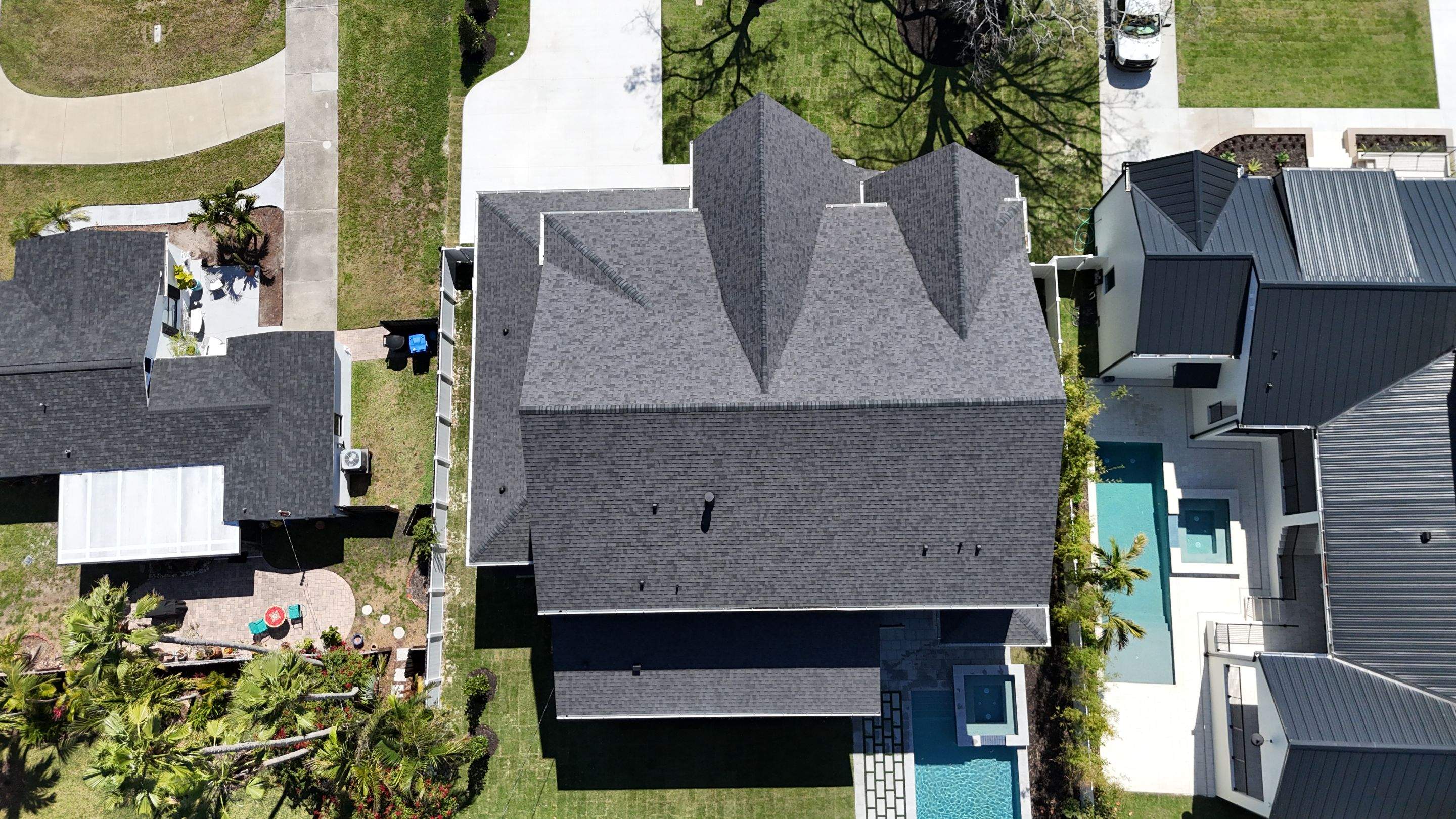 Snell Island - Shingle  by Evans Roofing of Tampa Bay 