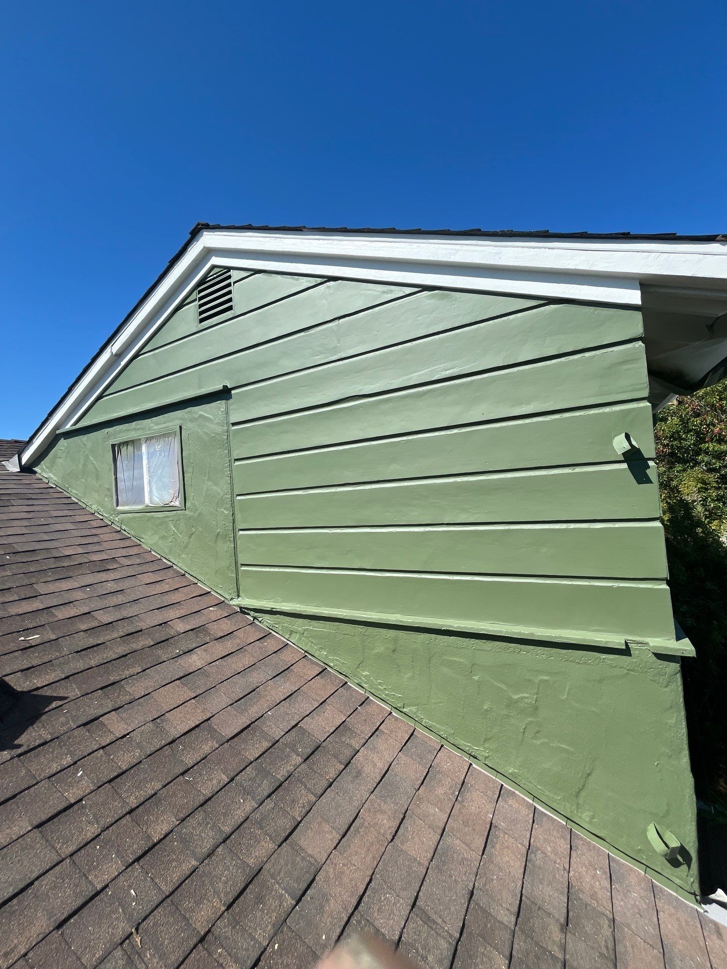 Project in Oakland by Herrera’s Bay Area Painting inc.