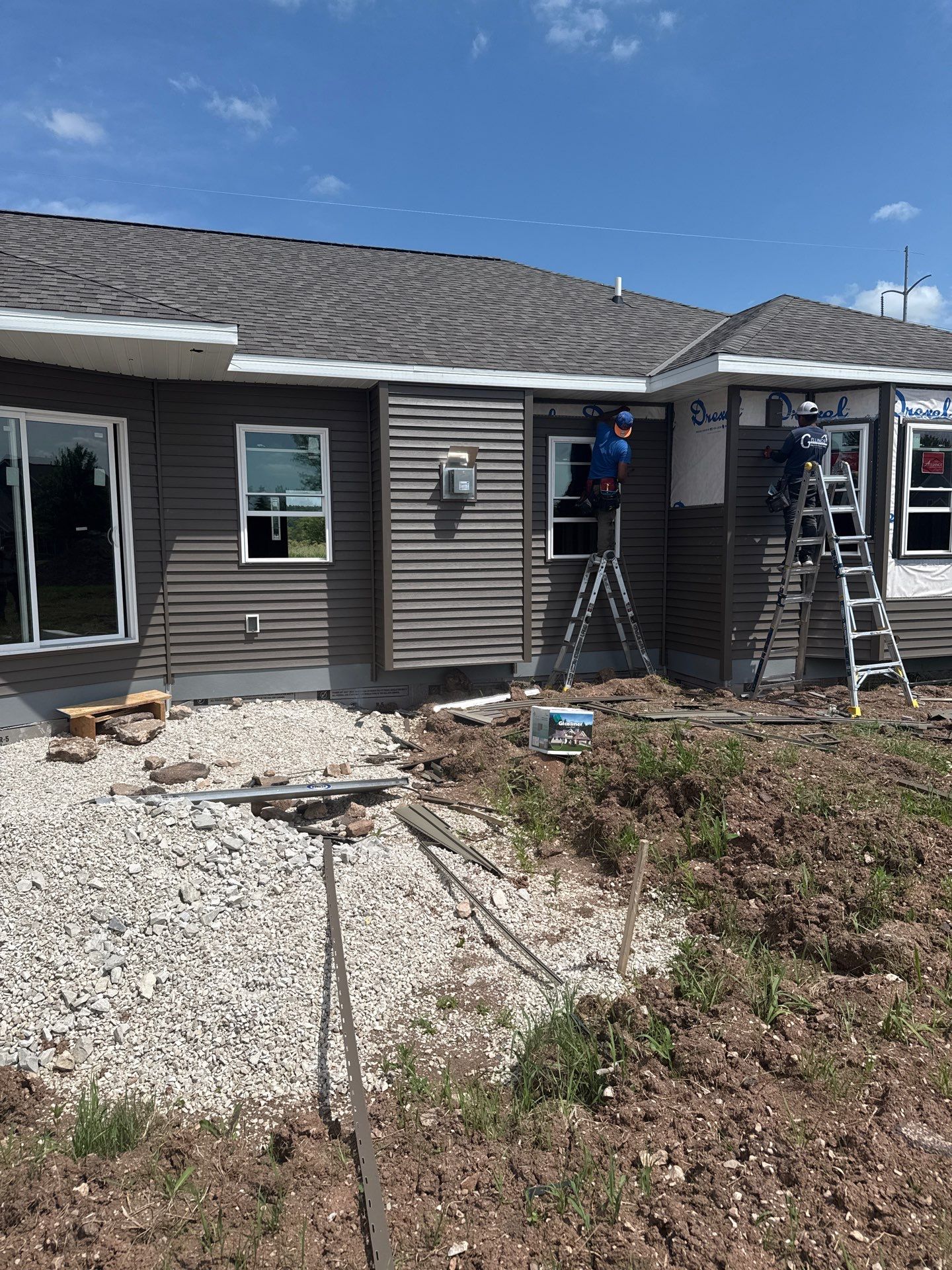 New Con Siding  by Gellings Roofing and Siding LLC