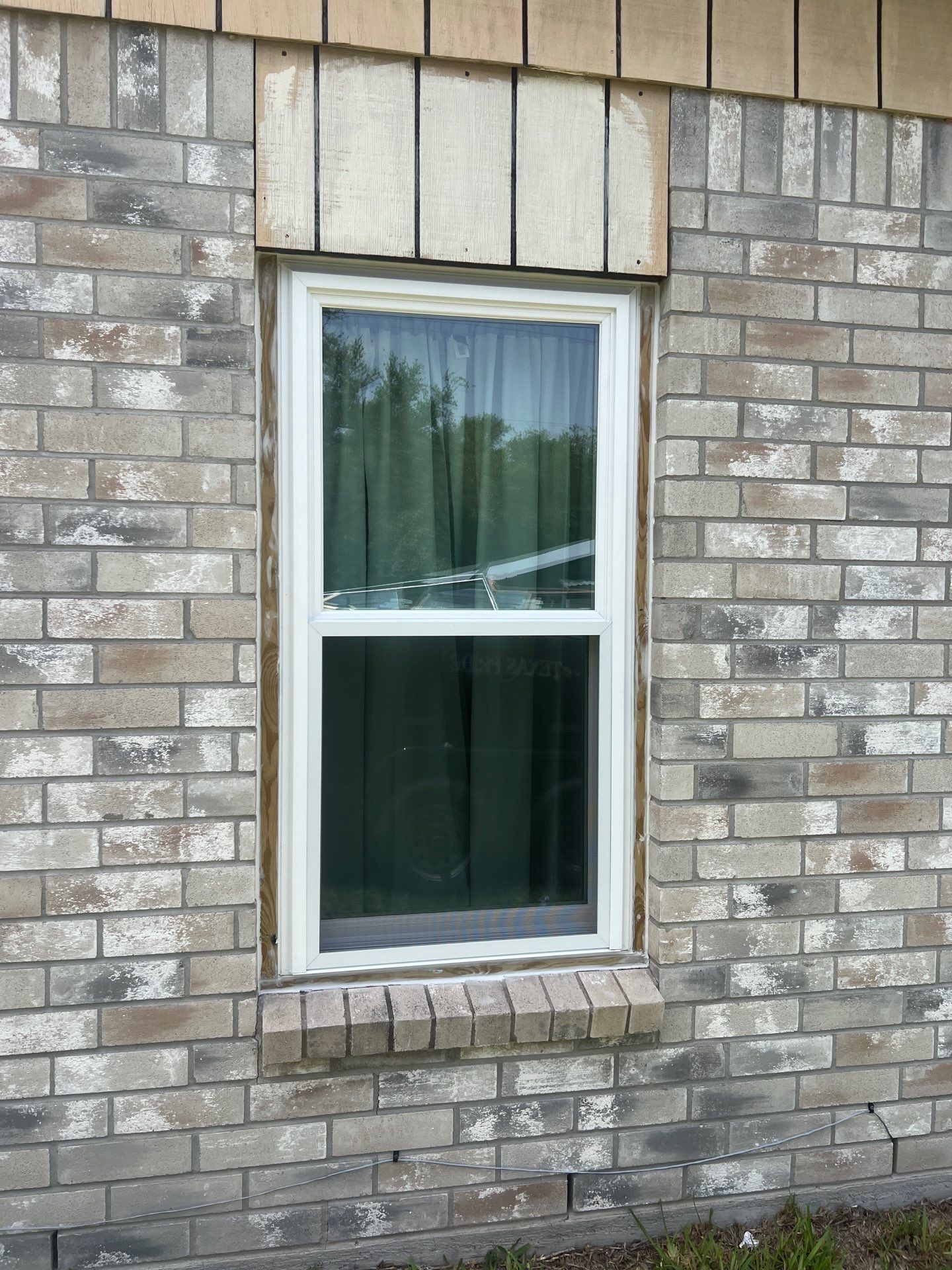 Bay Bay Old Windows by Bayfront Roofing and Construction