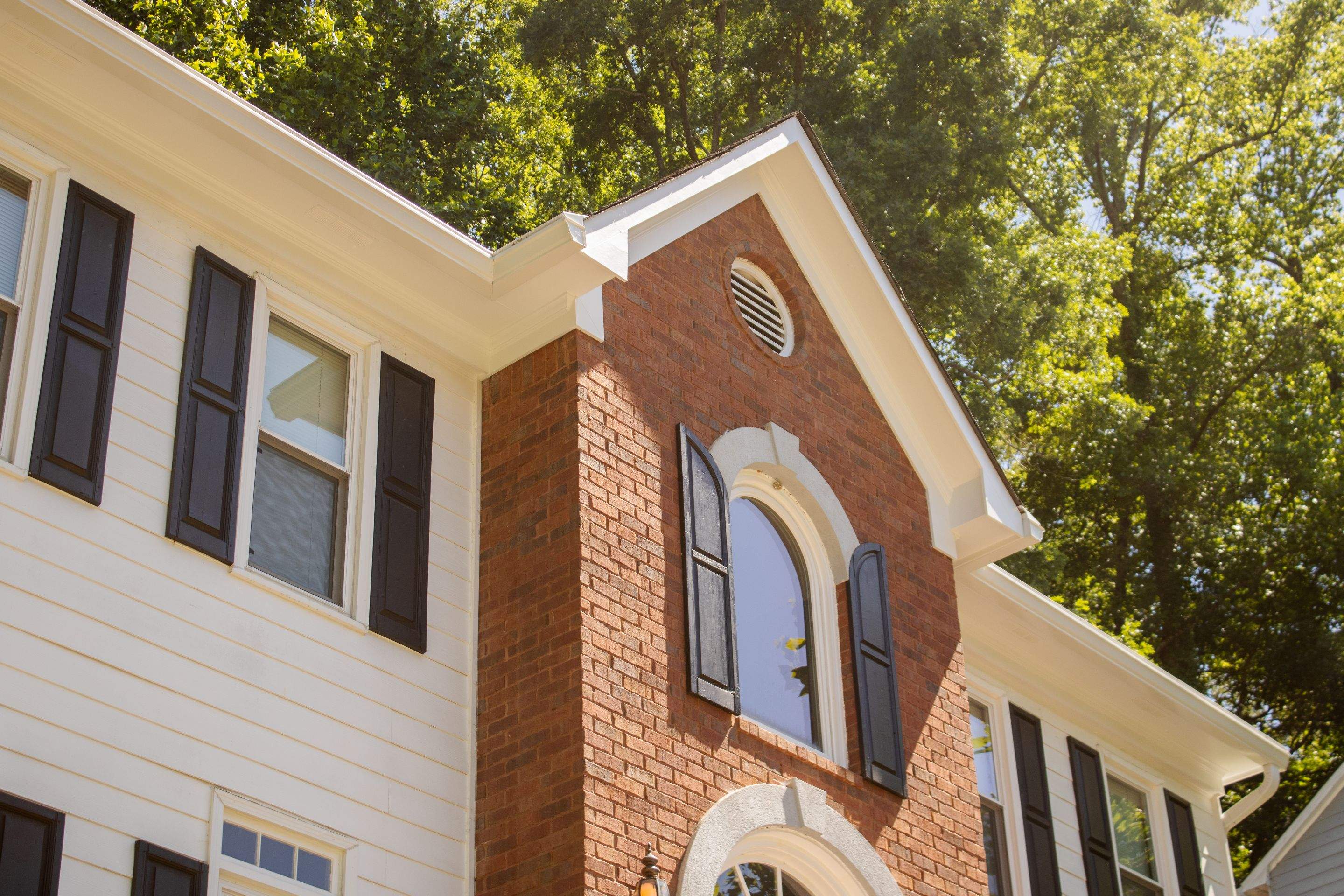 Front Porch Railing Replacement using Trex White Composite Railing by Nelson Exteriors