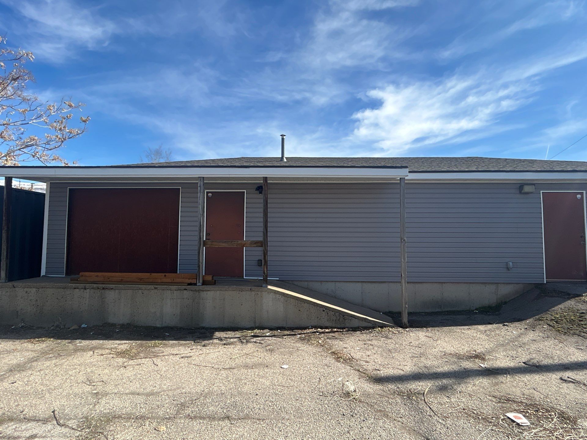 Bountiful | Premium Vinyl Lap Siding | Gray by Ideal Siding Utah