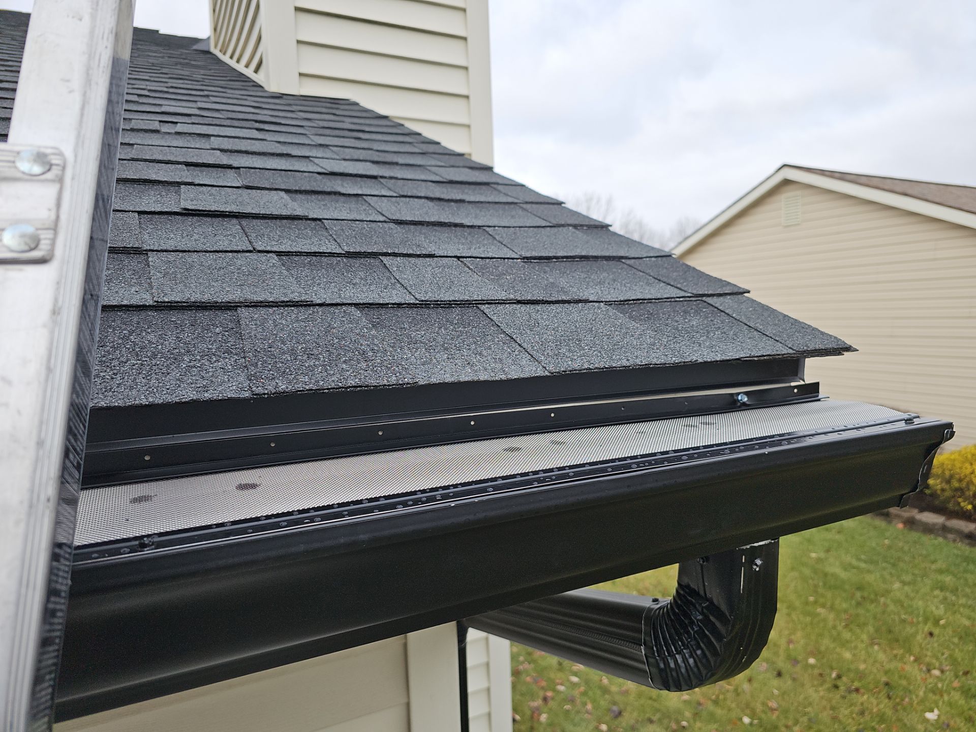 Residential Roofing Installation using GAF Timberline HDZ Charcoal by Nitro Roofing and Construction