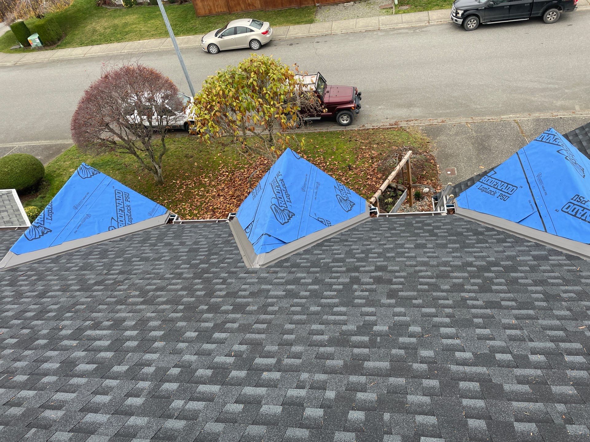 Residential Reroof Shingle by Top Notch Roofing Inc