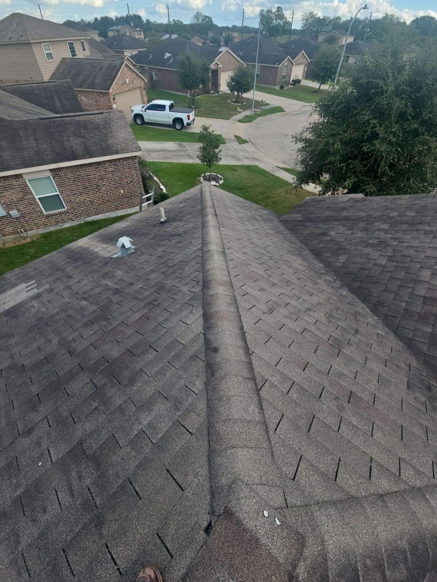 Hail Damage using Owen's Corning Duration (Lifetime) Shingles by Roof Repair Company