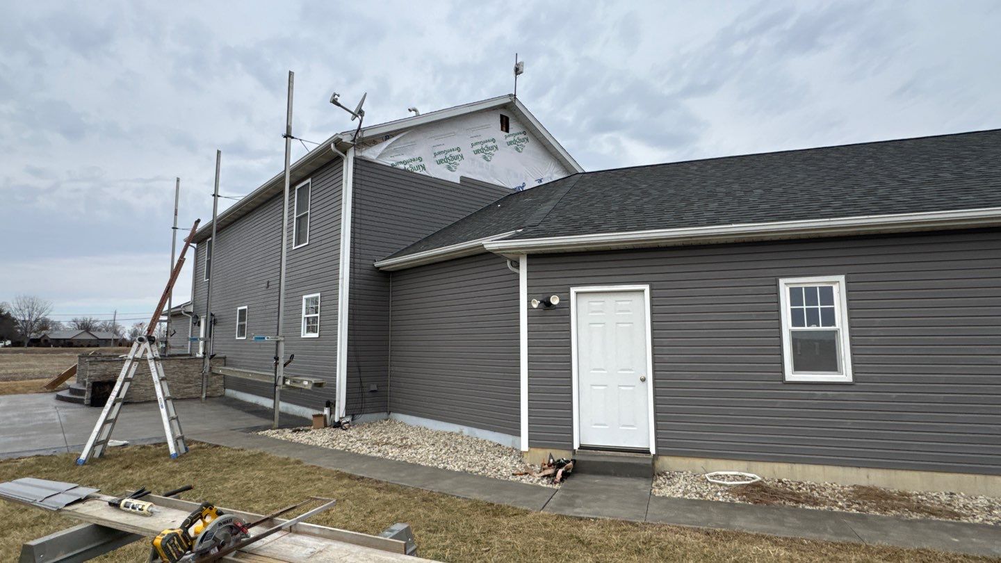 Siding Installation using Alside Coventry D4DL by Nitro Roofing and Construction