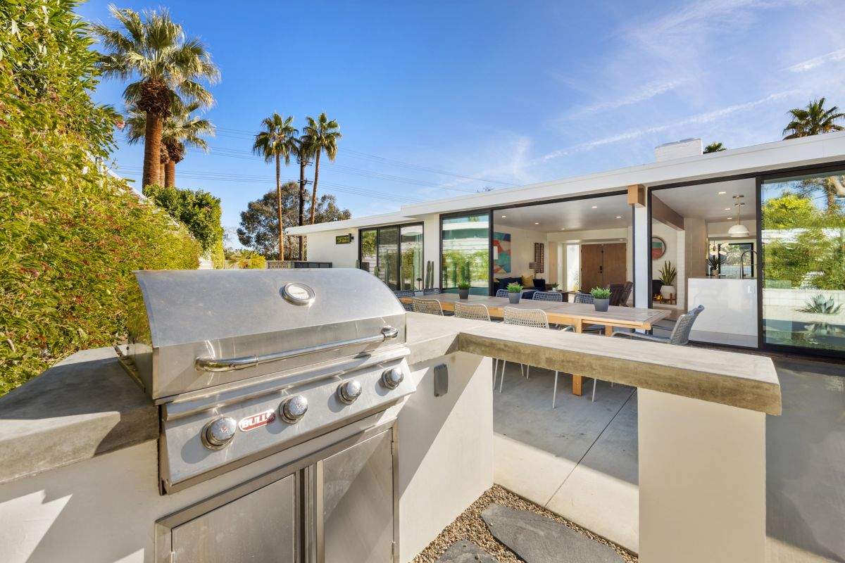 Palm Springs Midcentury Modern Home by One Stop Source