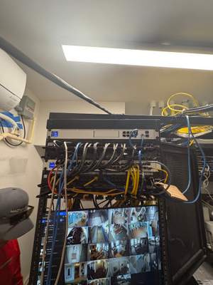 Structured cabling installation by CimaSolutions