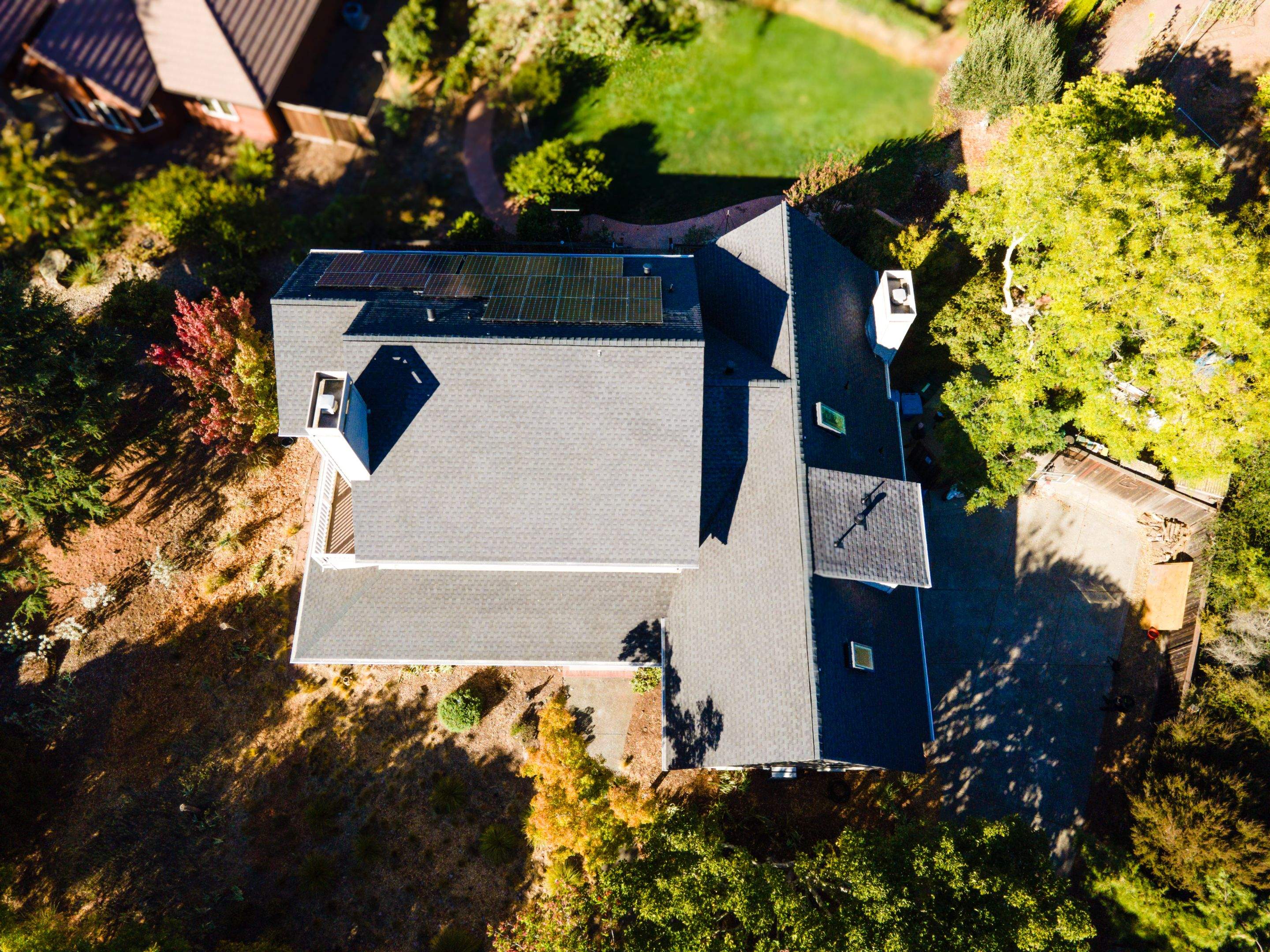 Residential Remodel using GAF Timberline HDZ RS by Sustainable Living Builders, Inc.