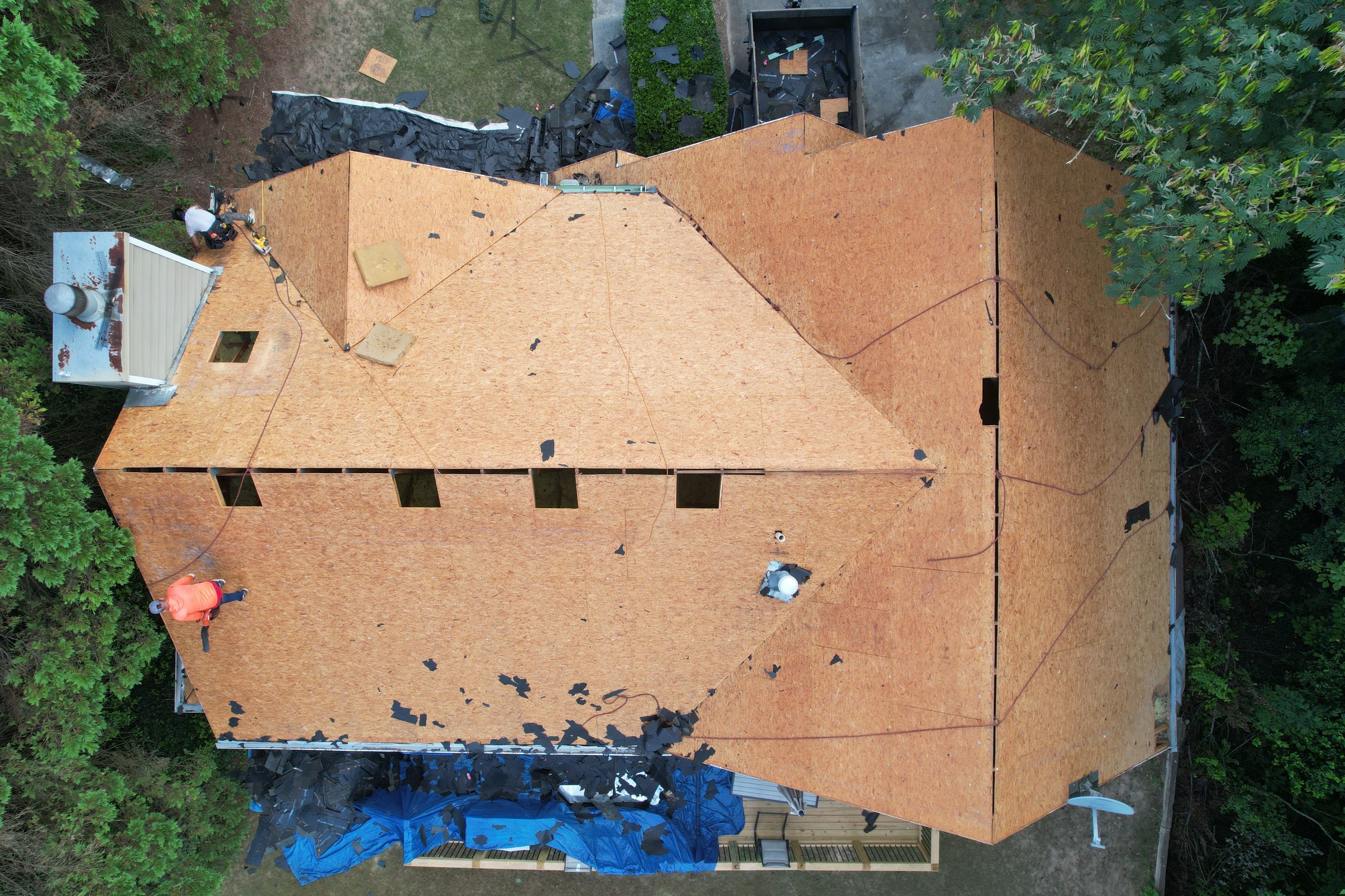 Residential Roof Replacement using Owens Corning Onyx Black by Inspector Roofing and Restoration