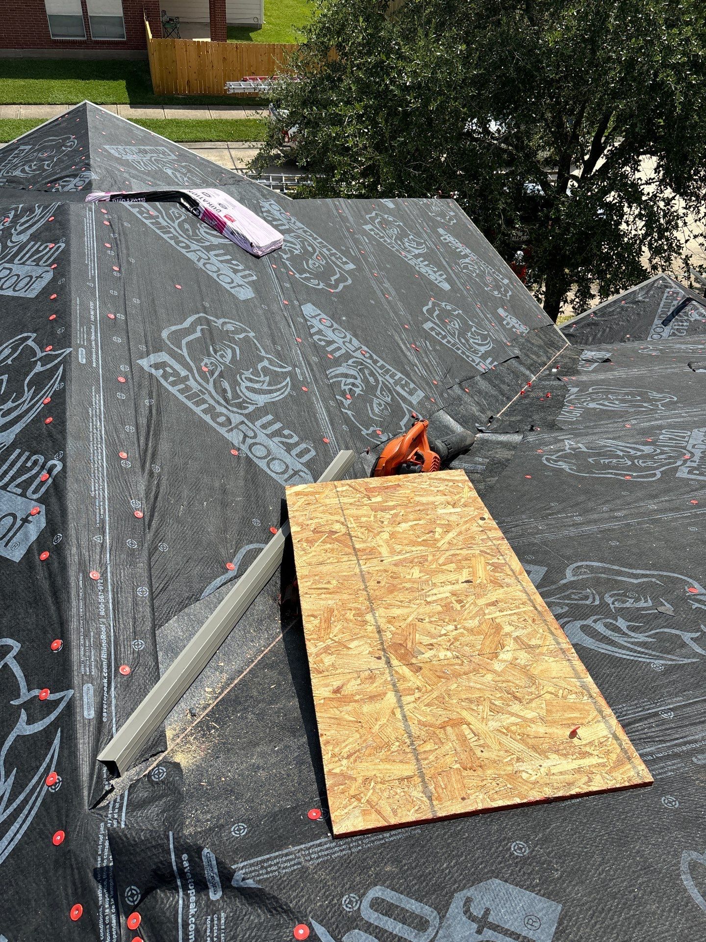 Residential Roofing Installation using Owen's Corning Duration (Lifetime) Shingles by Roof Repair Company