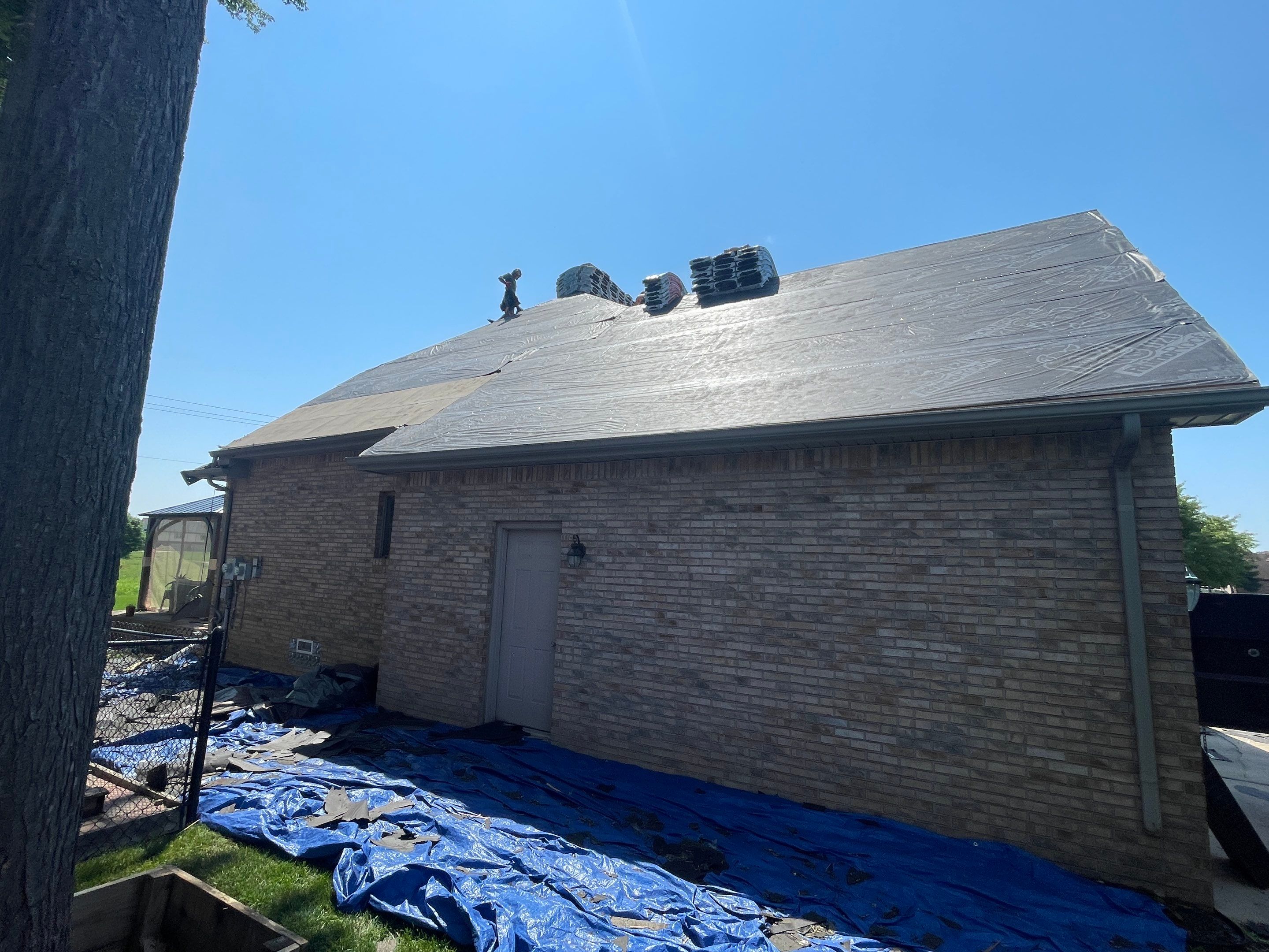 Residential Roofing Installation using IKO DYNASTY - Granite Black by JNR Roofing LLC