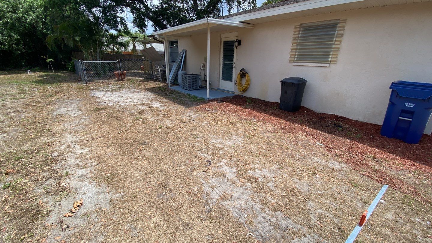 Venice, Florida  6 ft. White Vinyl Privacy Fence by Asap fence and gates, LLC