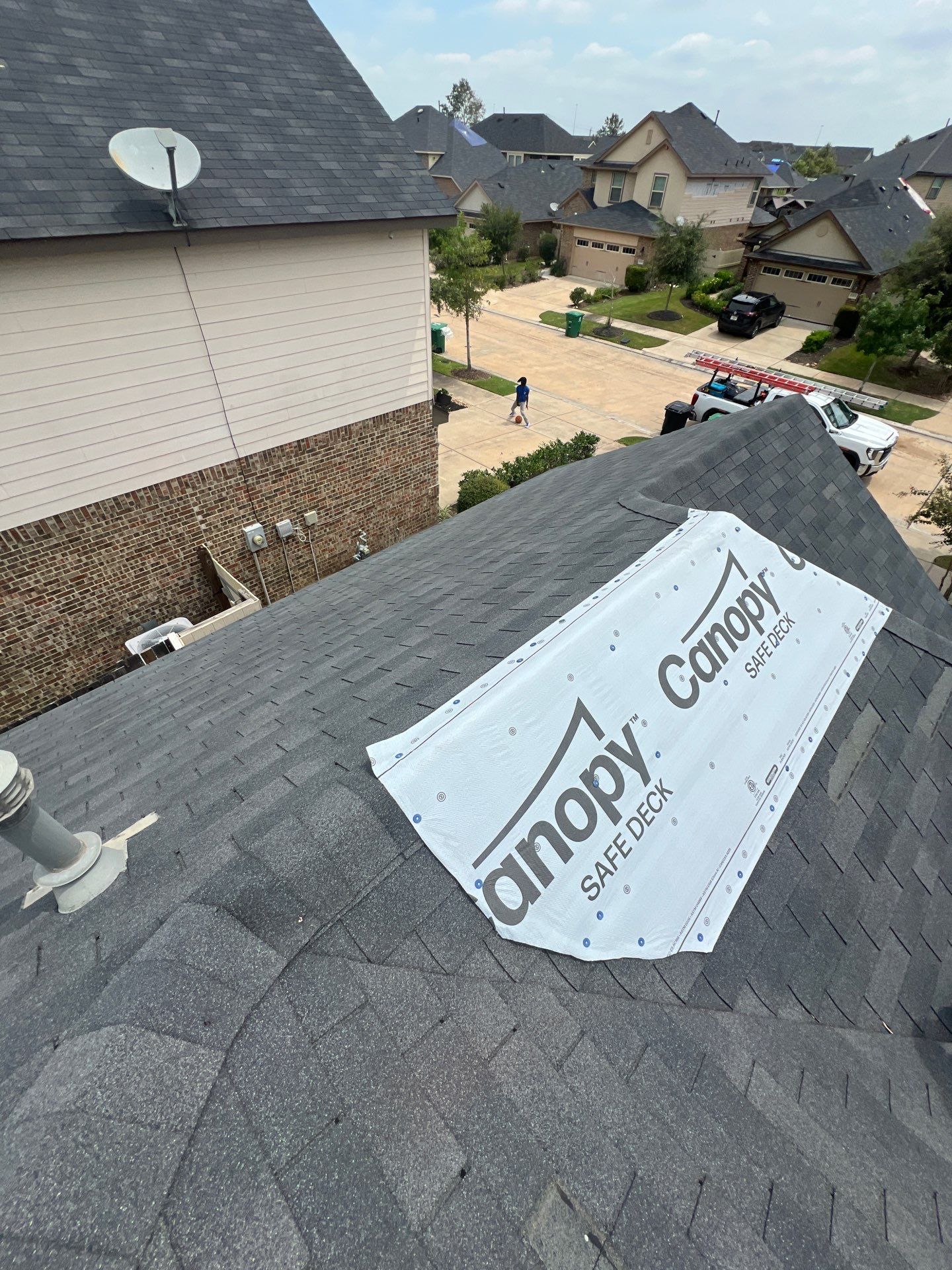 Residential Roofing Repair using Owen's Corning Duration (Lifetime) Shingles by Roof Repair Company