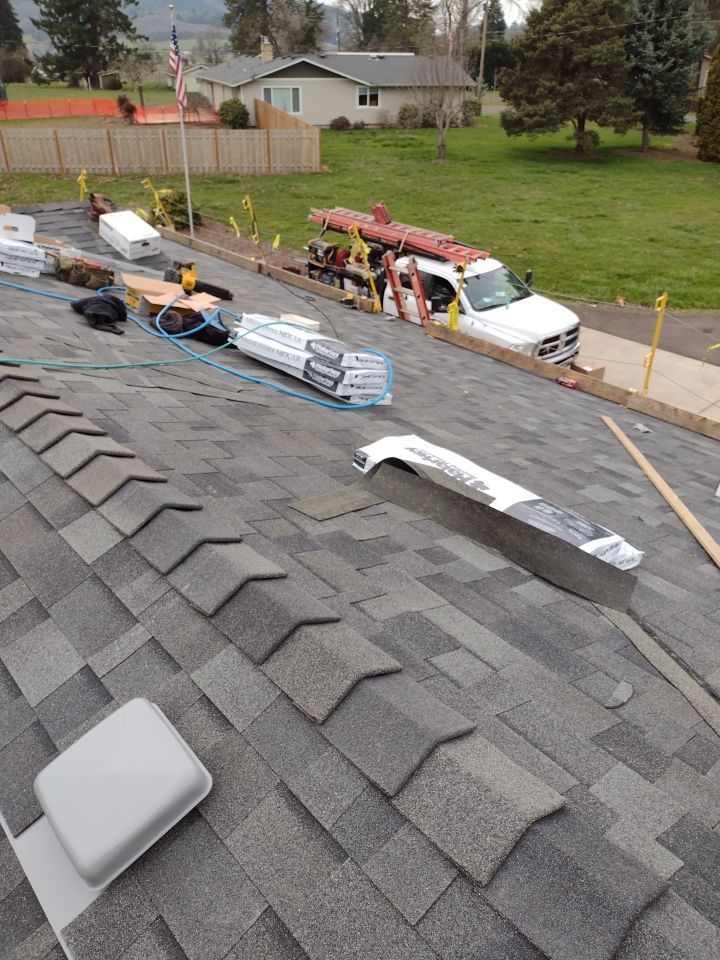 Residential Re-Roof in Lebanon Oregon by Orezona Building & Roofing Company, Inc.