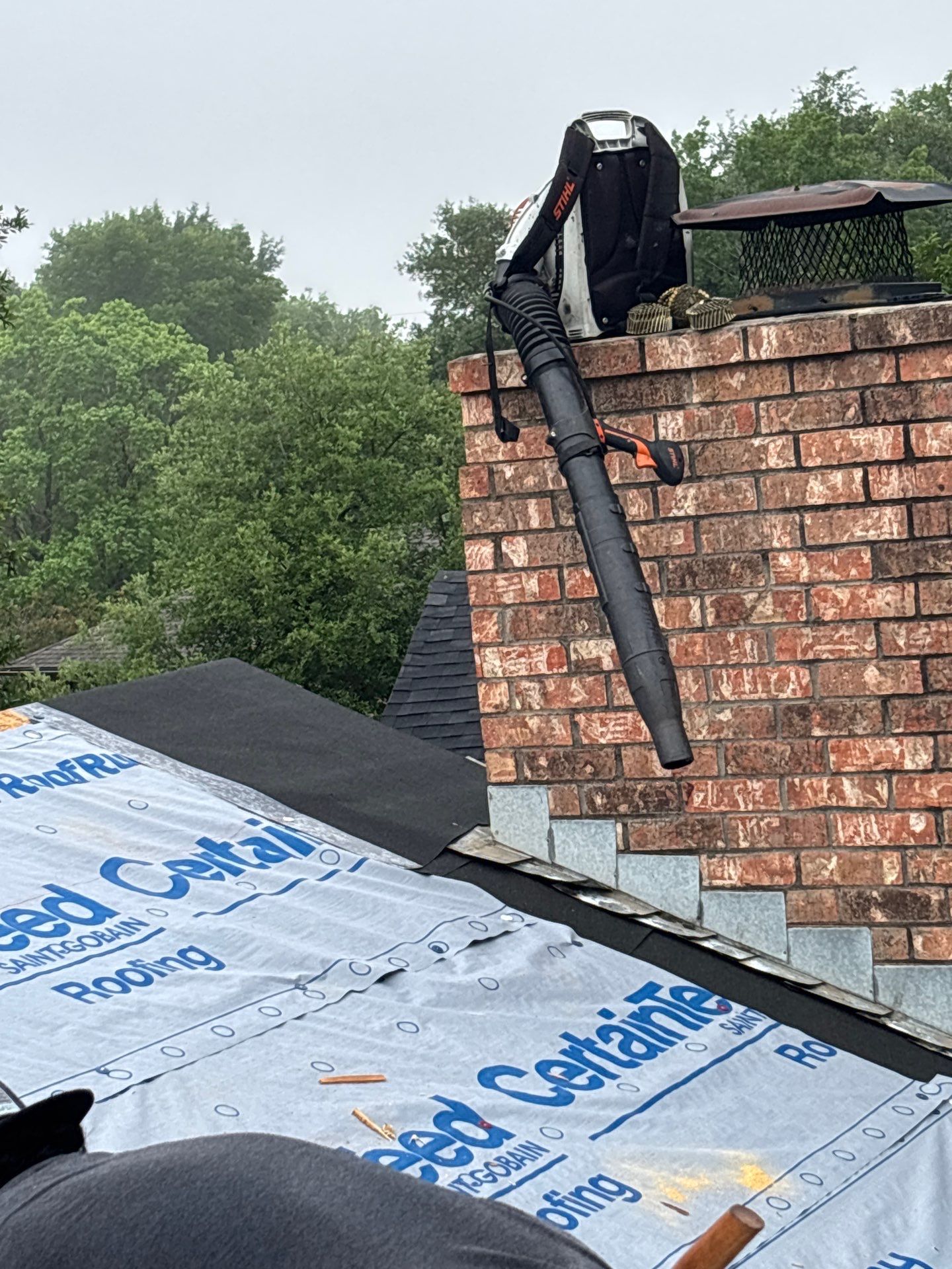 HONG L by Boss Hogg Roofing