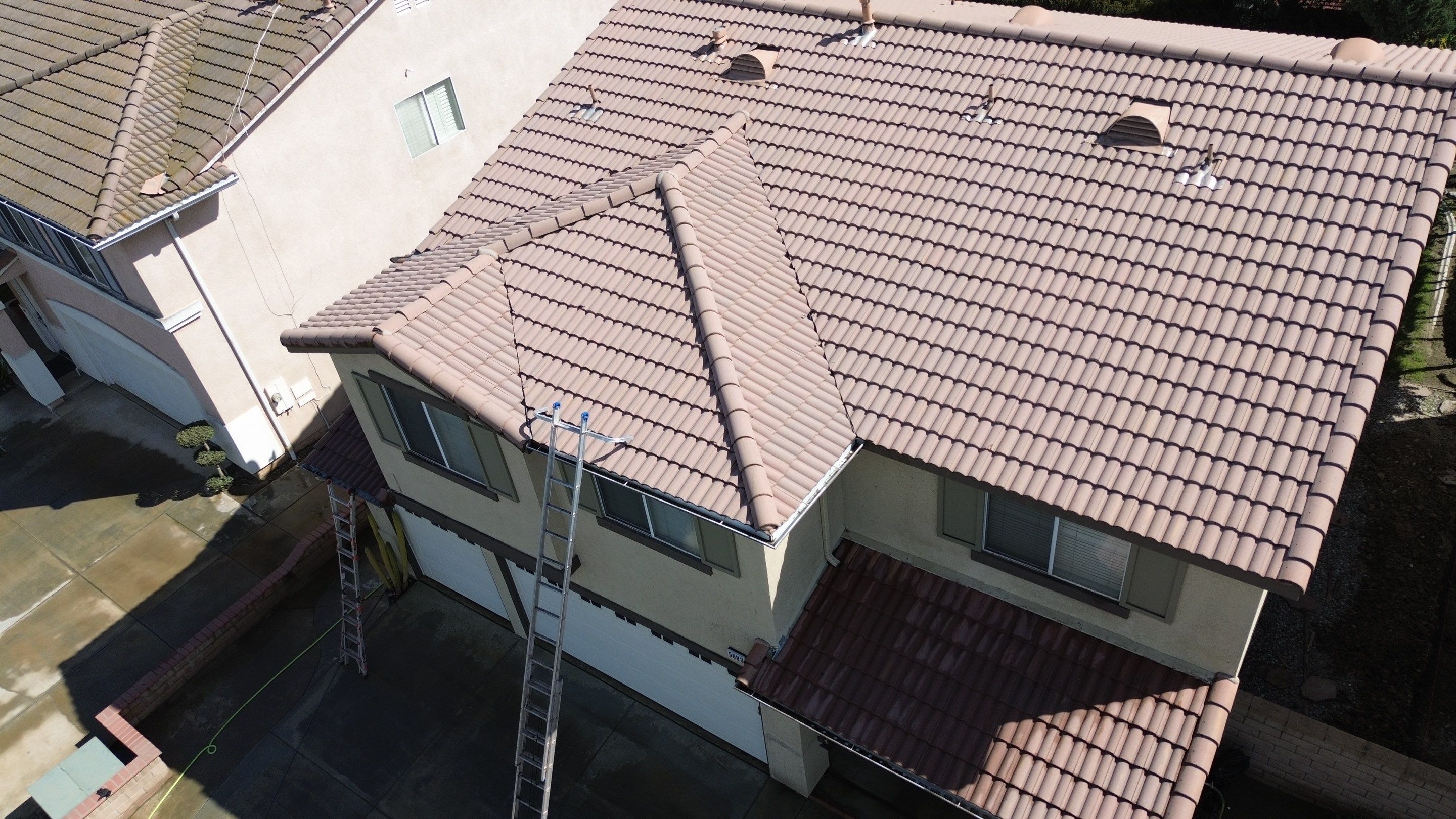 Roof Cleaning LIBERTY MUTUAL by Pirate Pete’s Power Washing