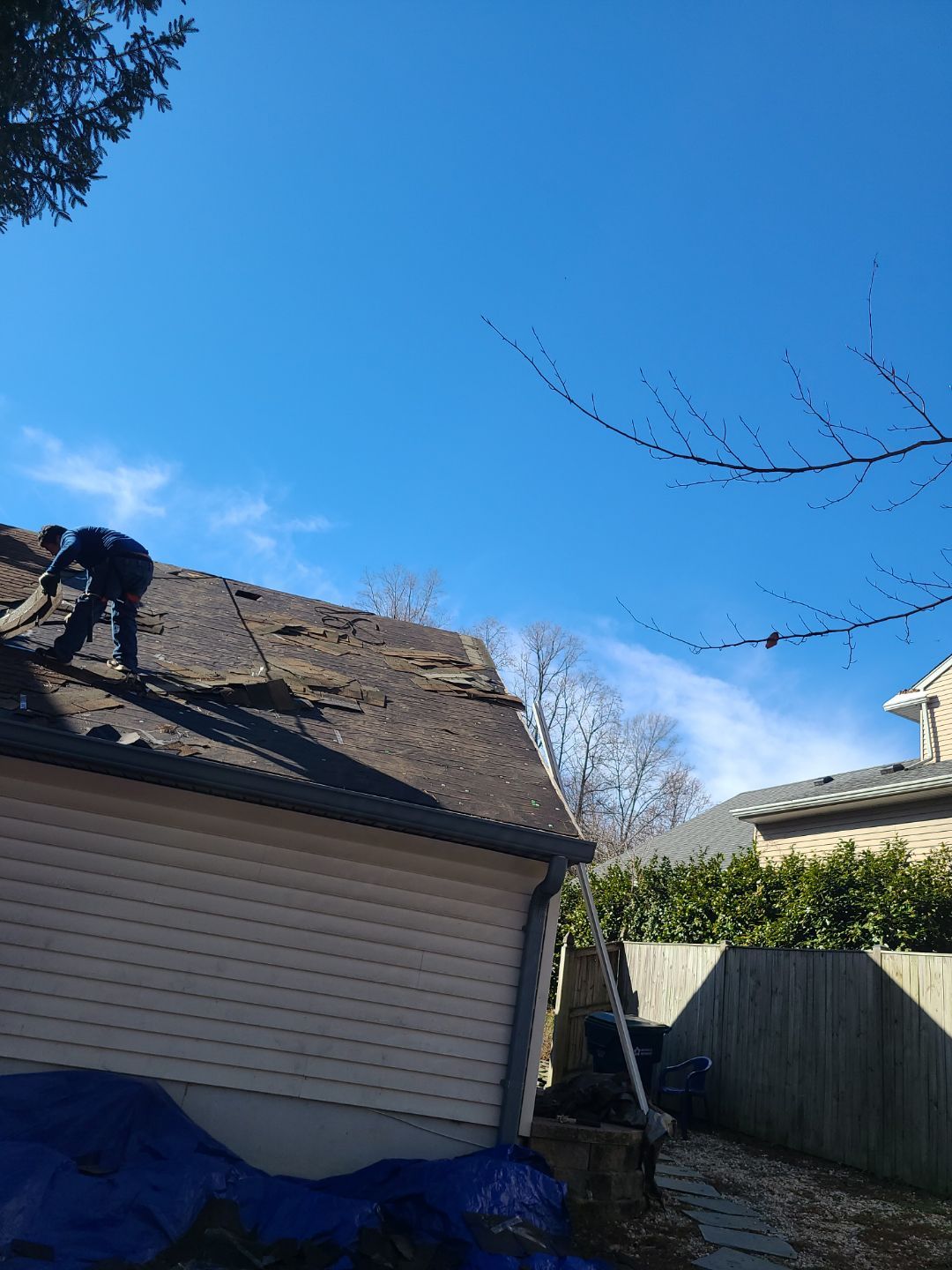 Springfield CertainTeed Landmark in Resawn Shake by RM Banning, Inc.
