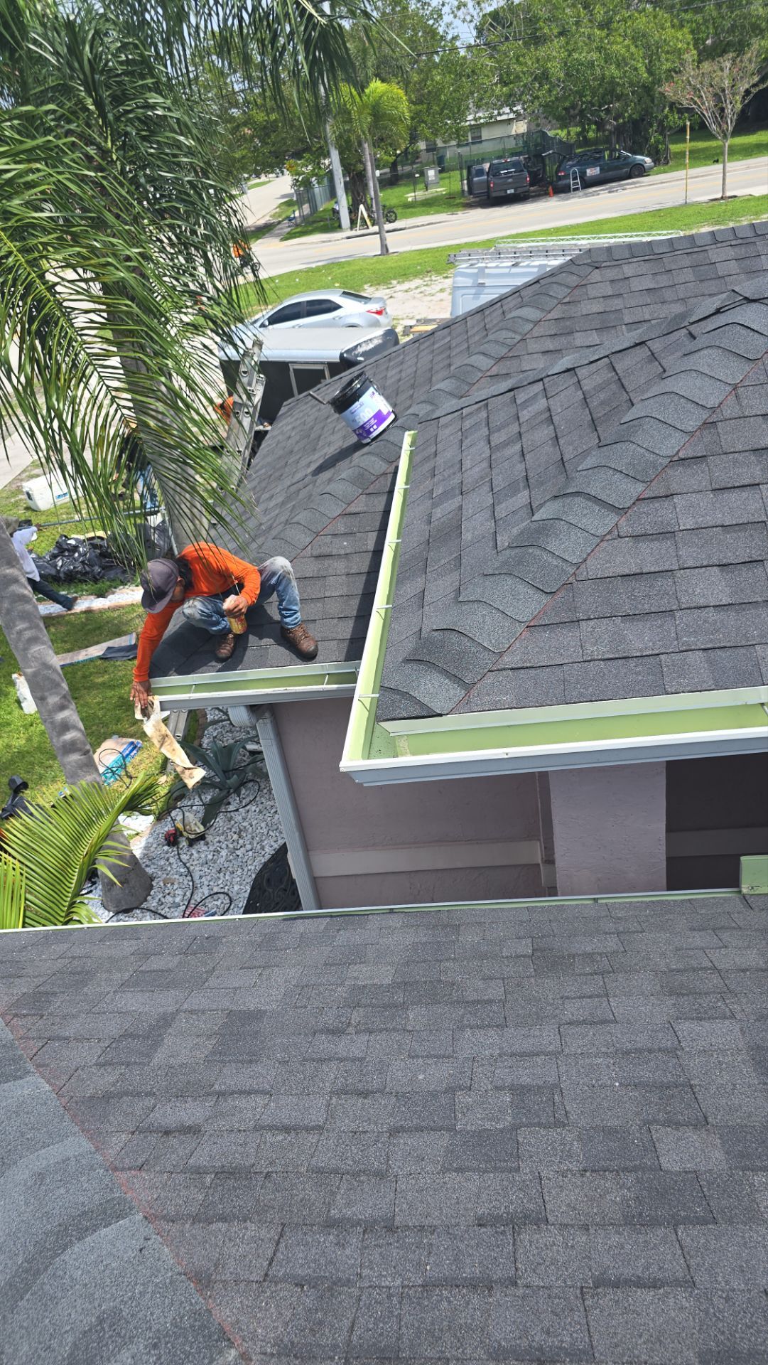 Shingle Roof Replacement in Pompano Beach – Expert Craftsmanship & Impressive Service by Aastro Roofing