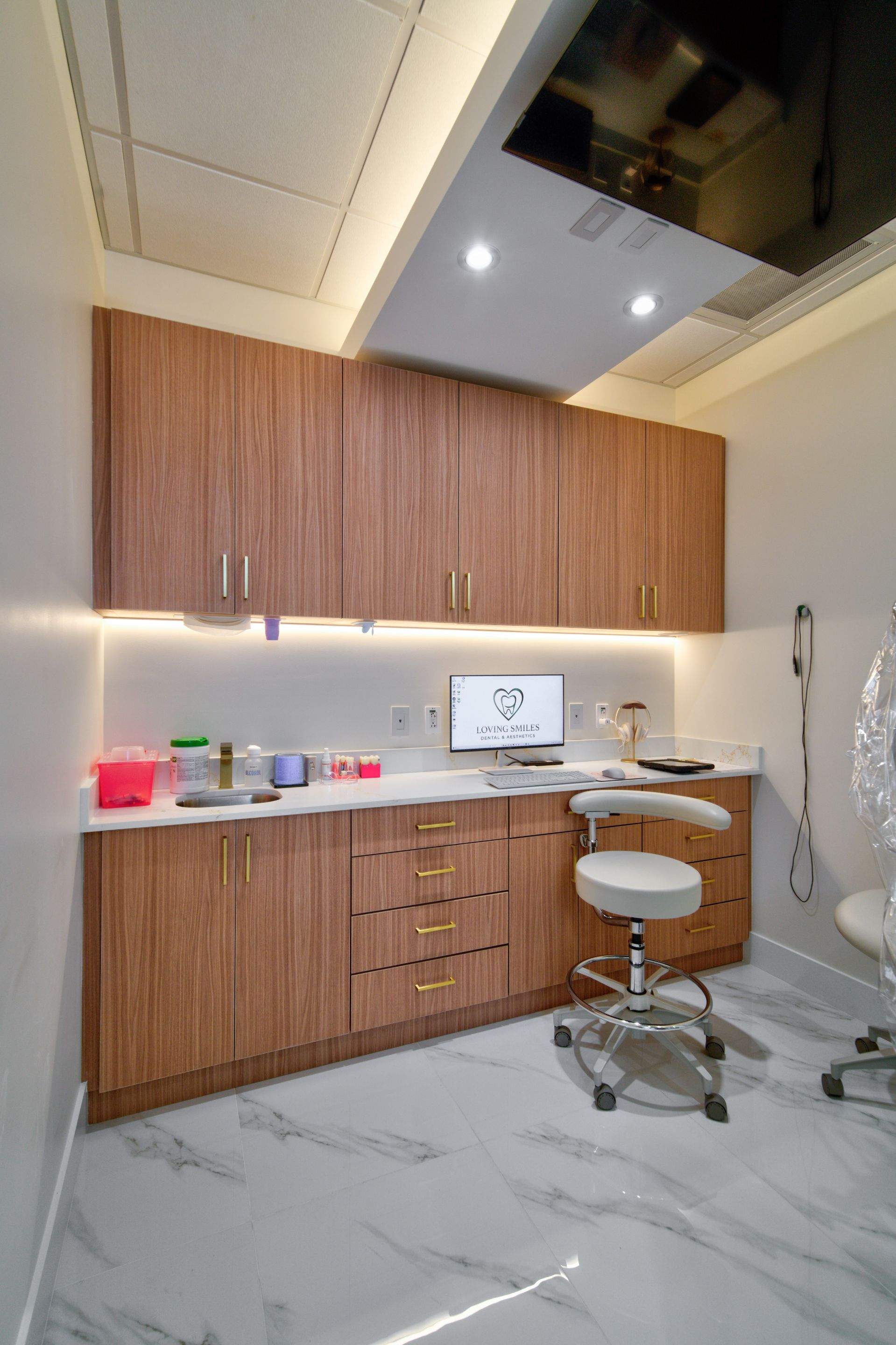 Loving Smiles Dental & Aesthetics by Ruiz Construction Inc