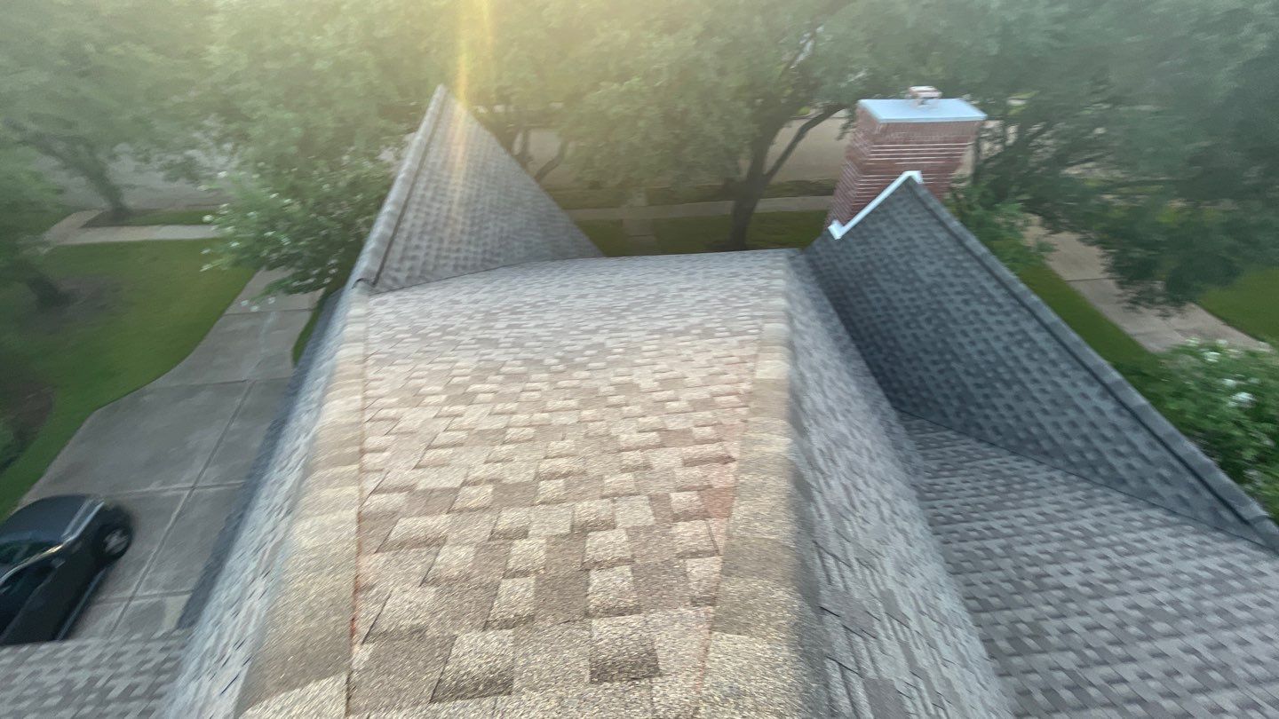 GAF HDZ - Weathered Wood by Elite Roofing LLC