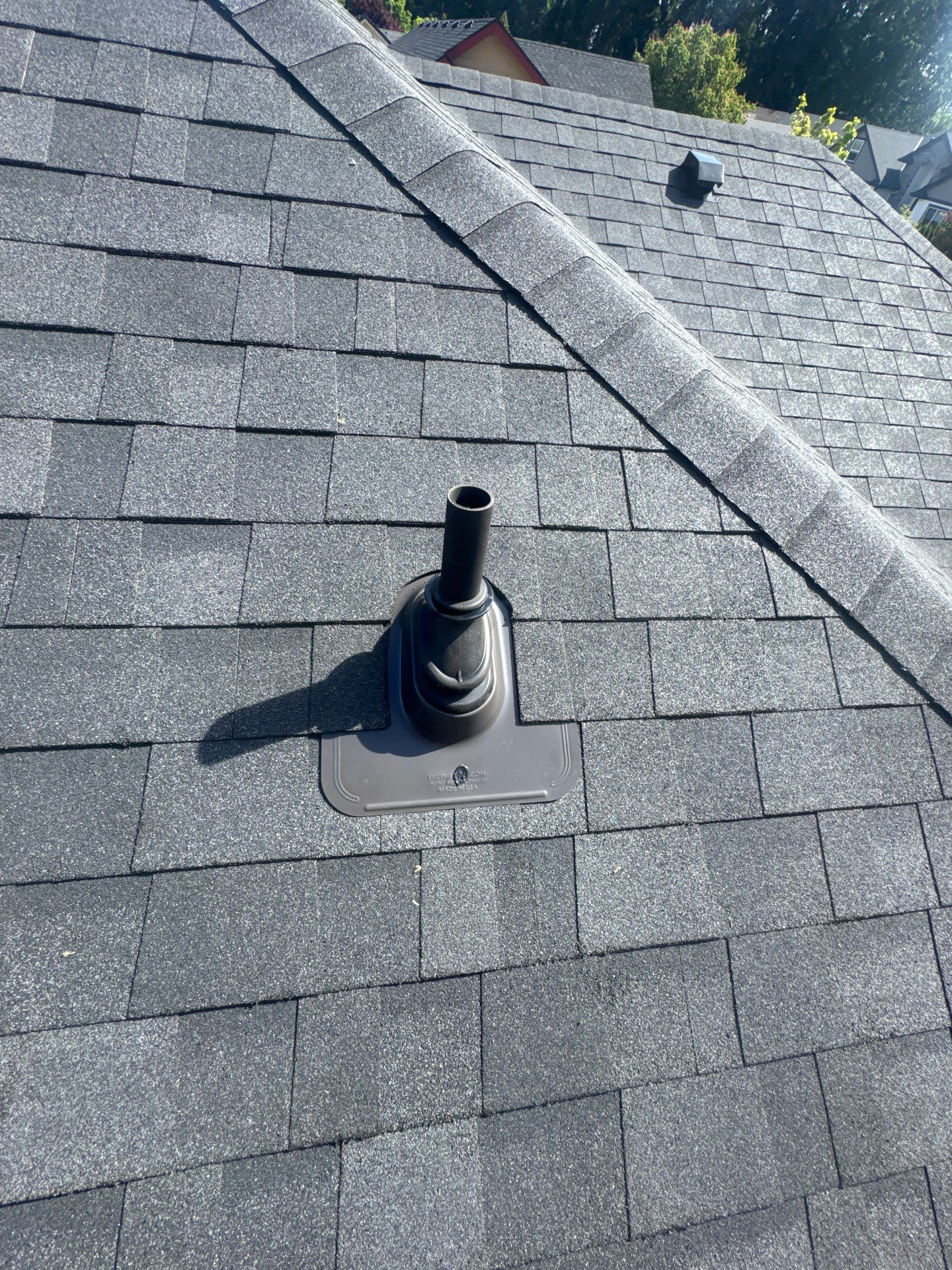 Residential Reroof Featuring Owens Corning Architectural Shingles in Eugene by BEST Roofing & Waterproofing