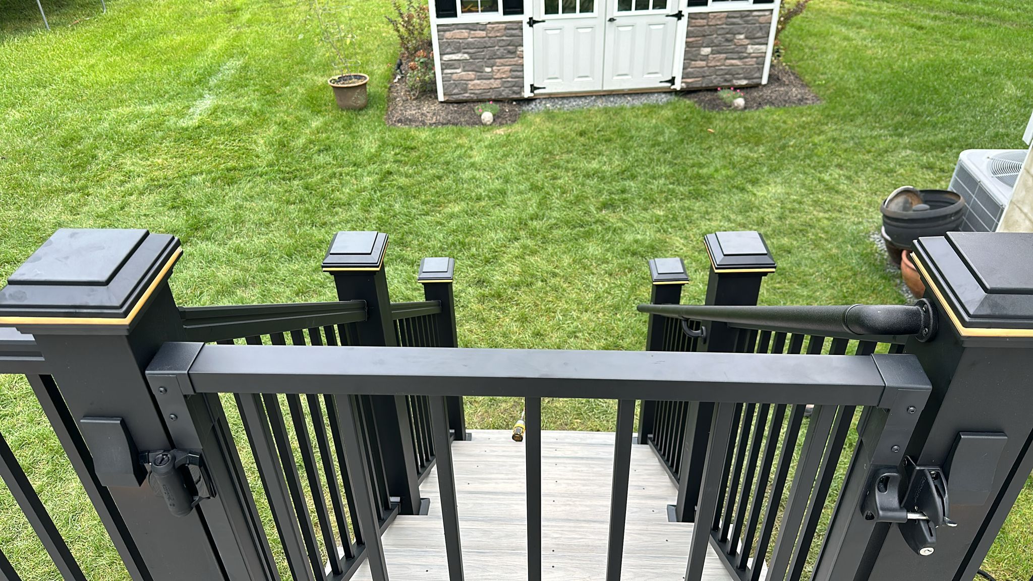 New Deck using Deckorators Venture - Color Saltwater by deck guardian